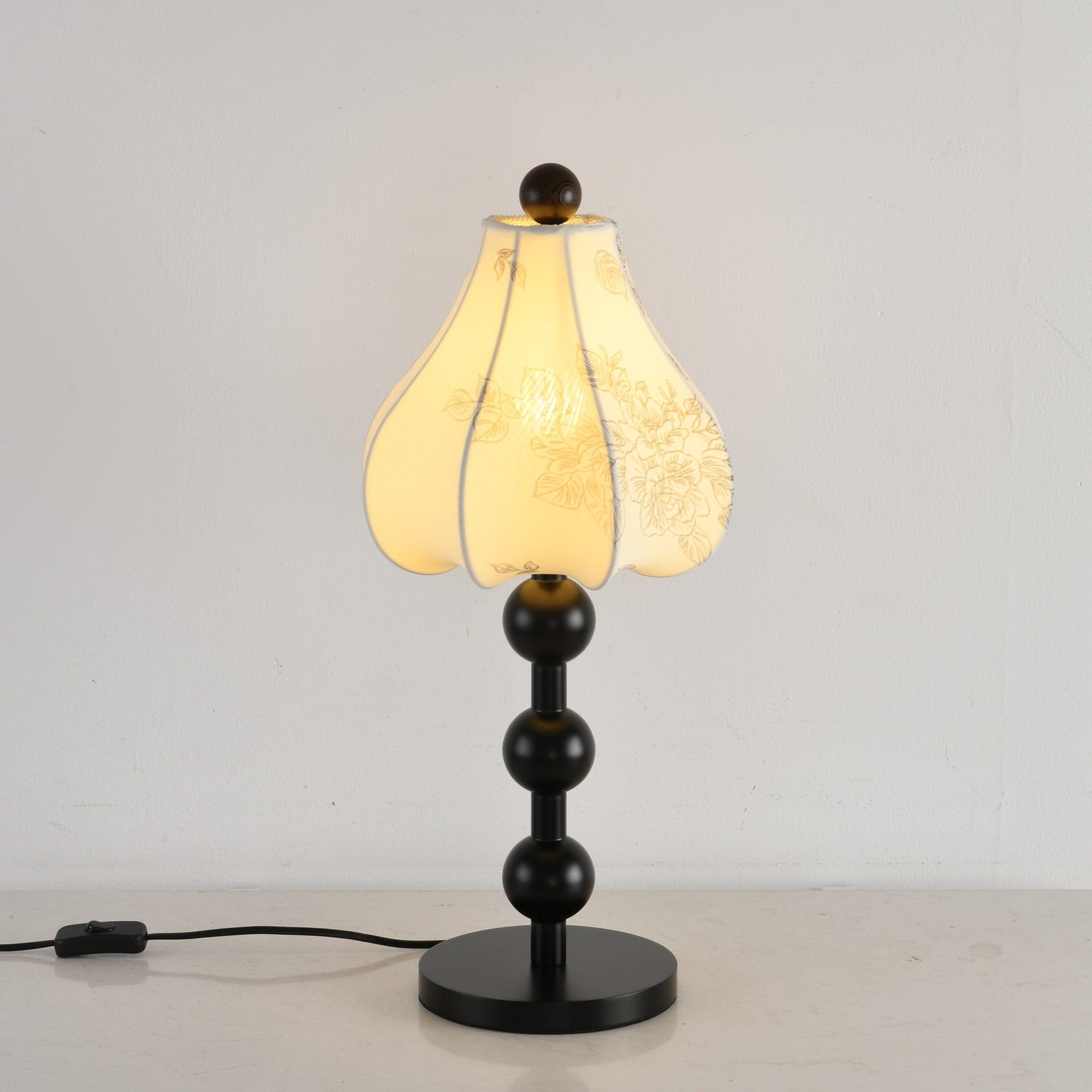 Alice Vintage Fabric Table Lamp - Blowlighting