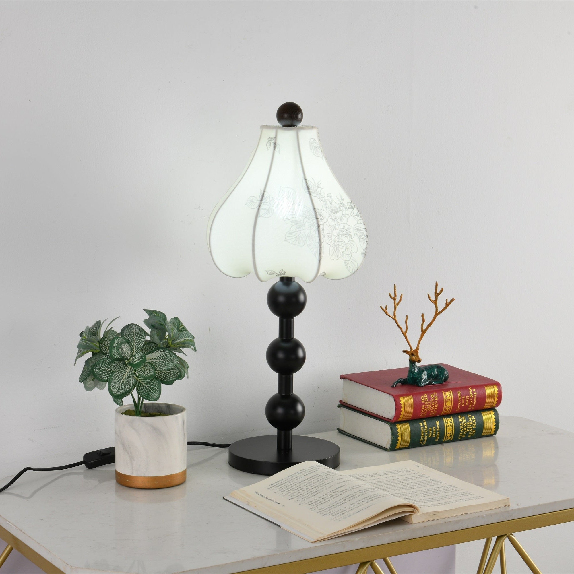 Alice Vintage Fabric Table Lamp - Blowlighting
