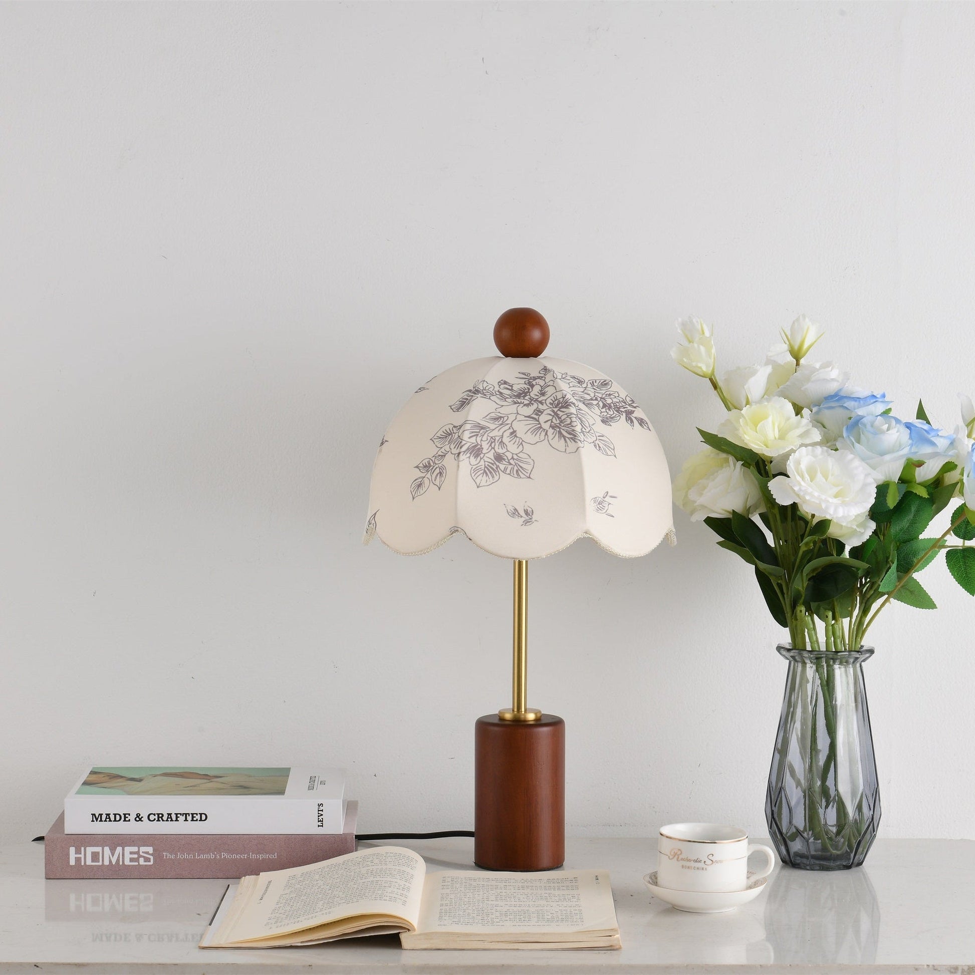 Quinn Vintage Fabric Table Lamp - Blowlighting