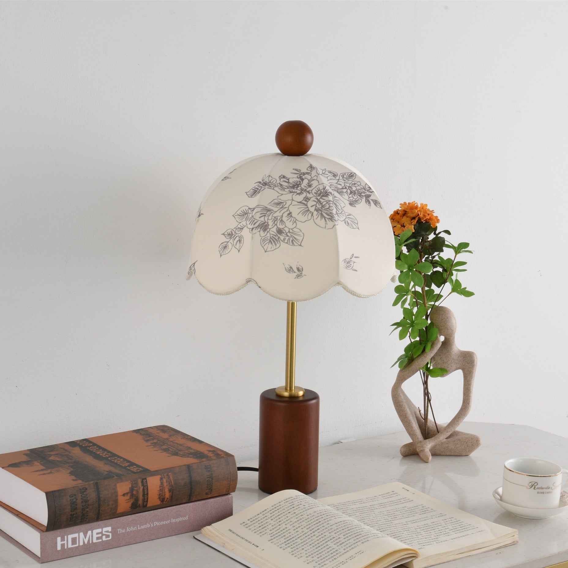 Quinn Vintage Fabric Table Lamp - Blowlighting