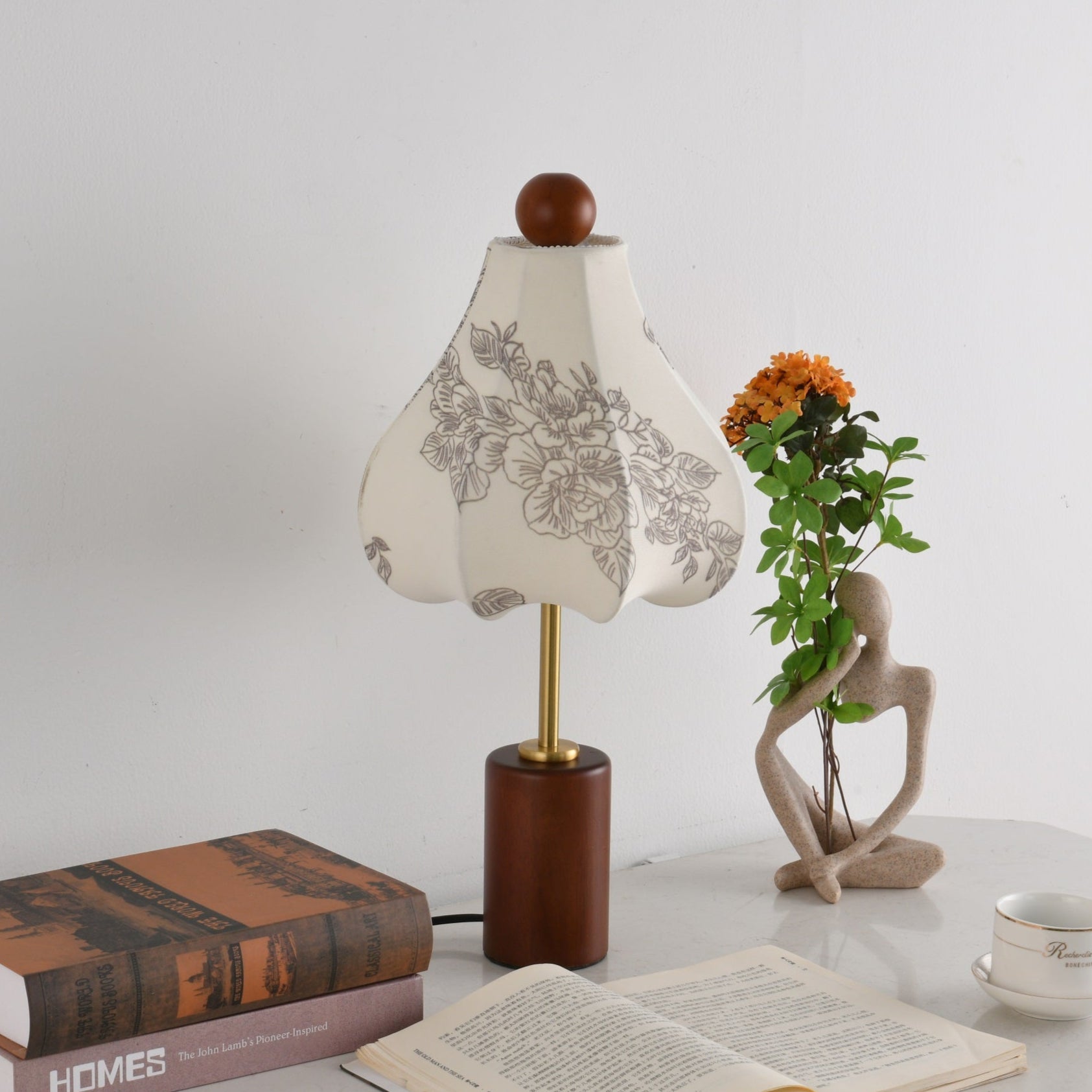 Quinn Vintage Fabric Table Lamp - Blowlighting