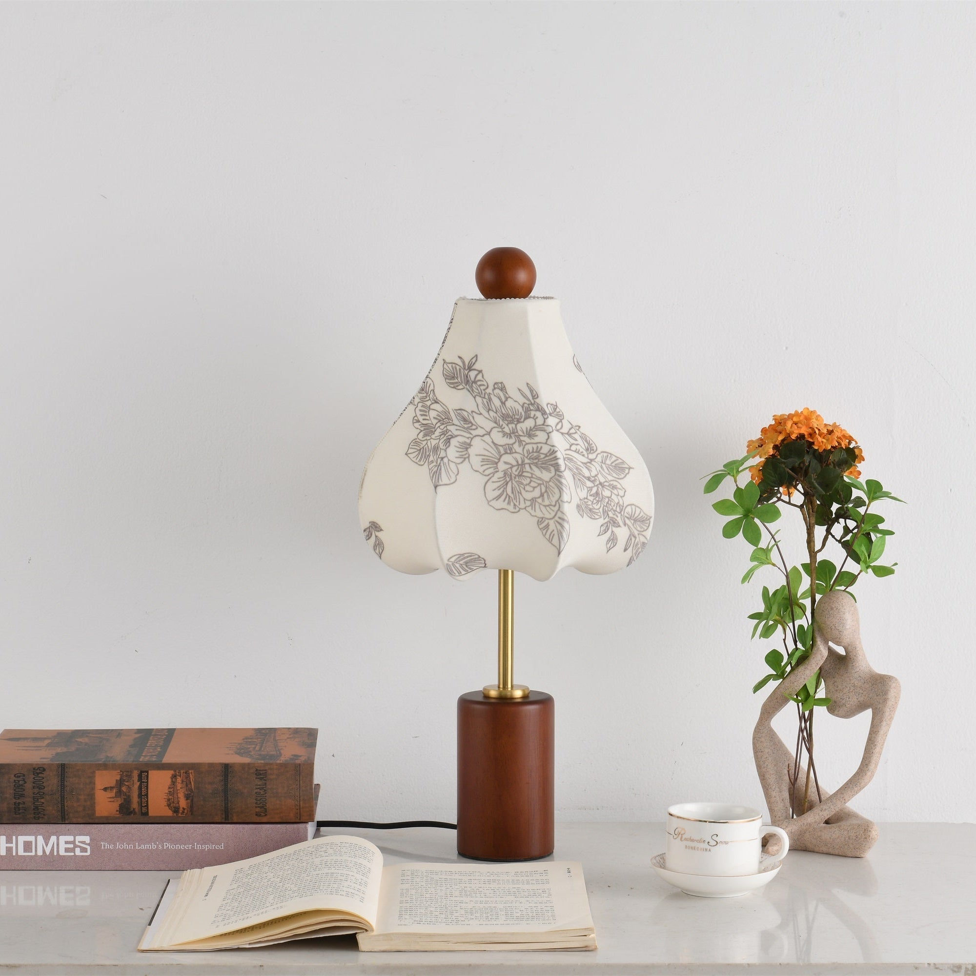 Quinn Vintage Fabric Table Lamp - Blowlighting