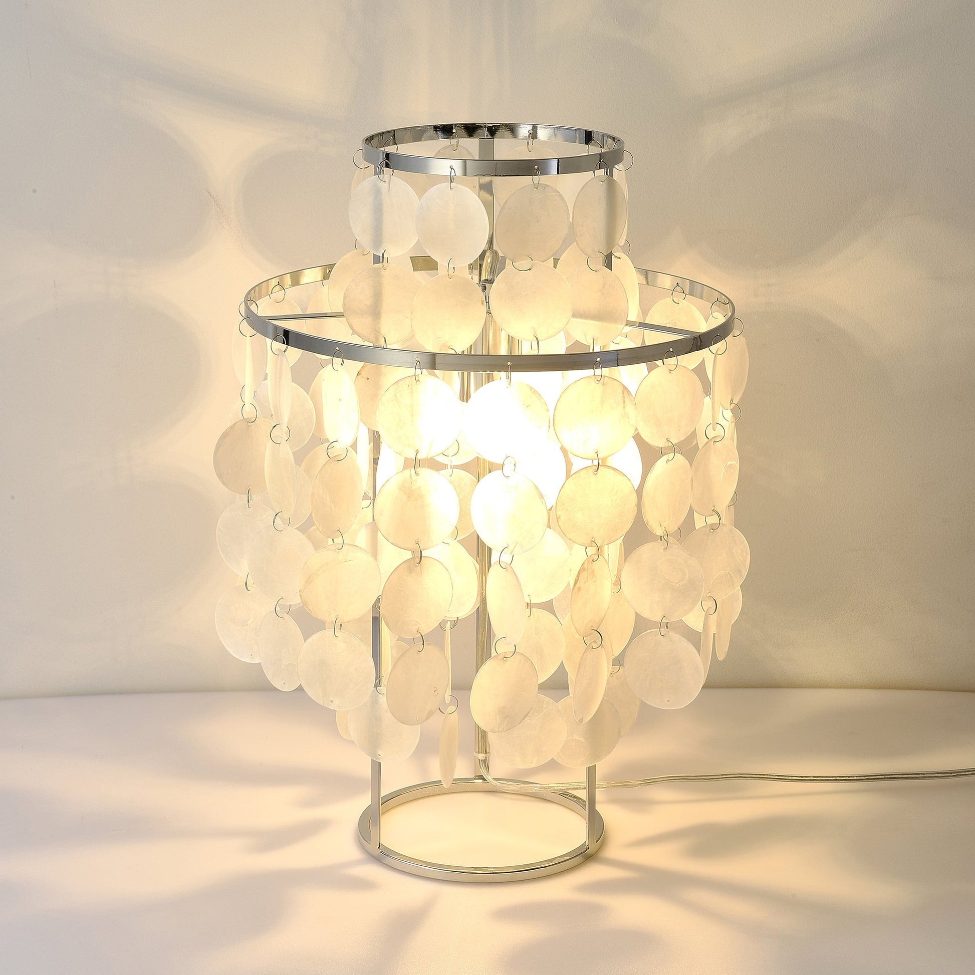 Round Shell Table Lamp - Blowlighting