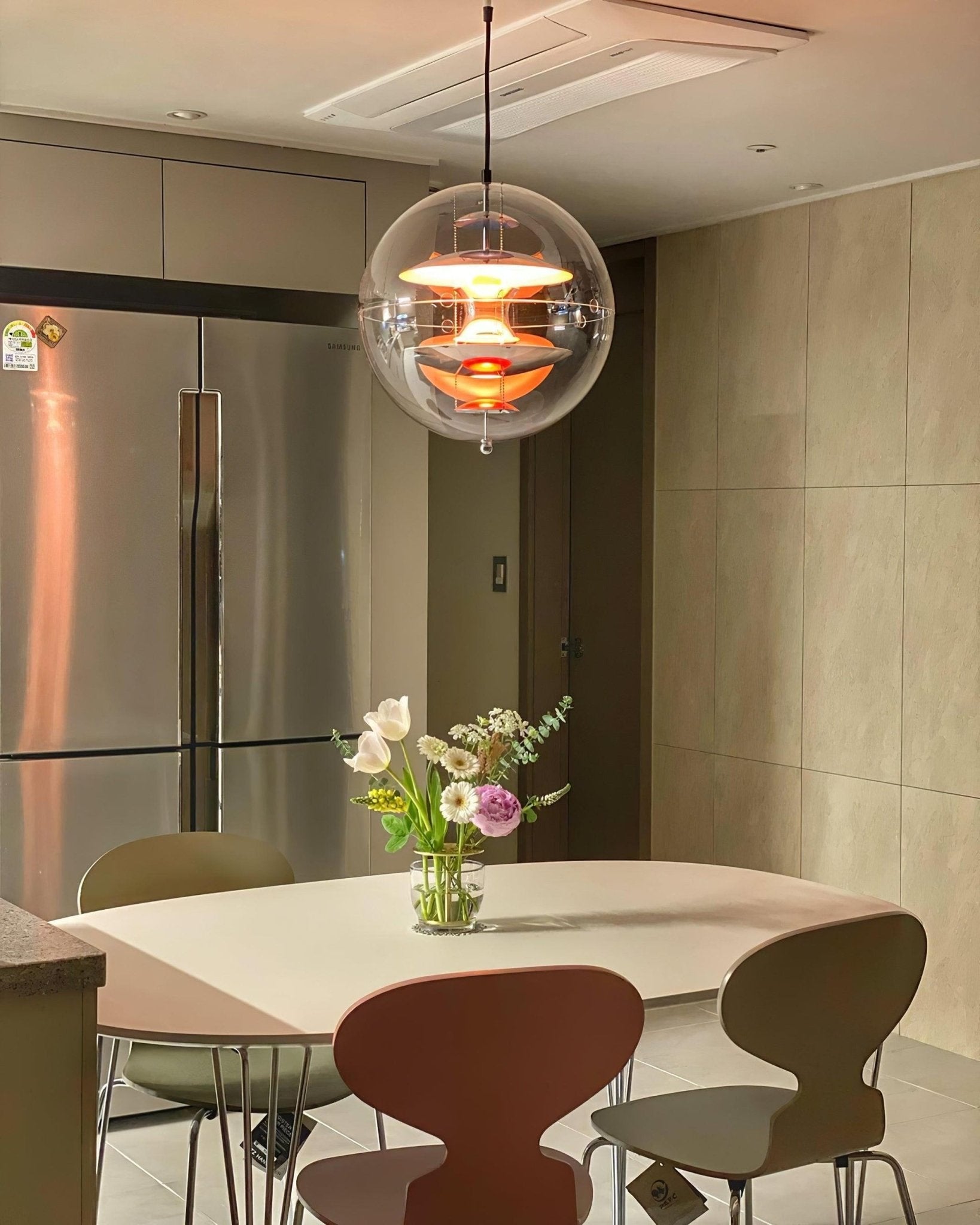Round Sphere Pendant Lamp - Blowlighting
