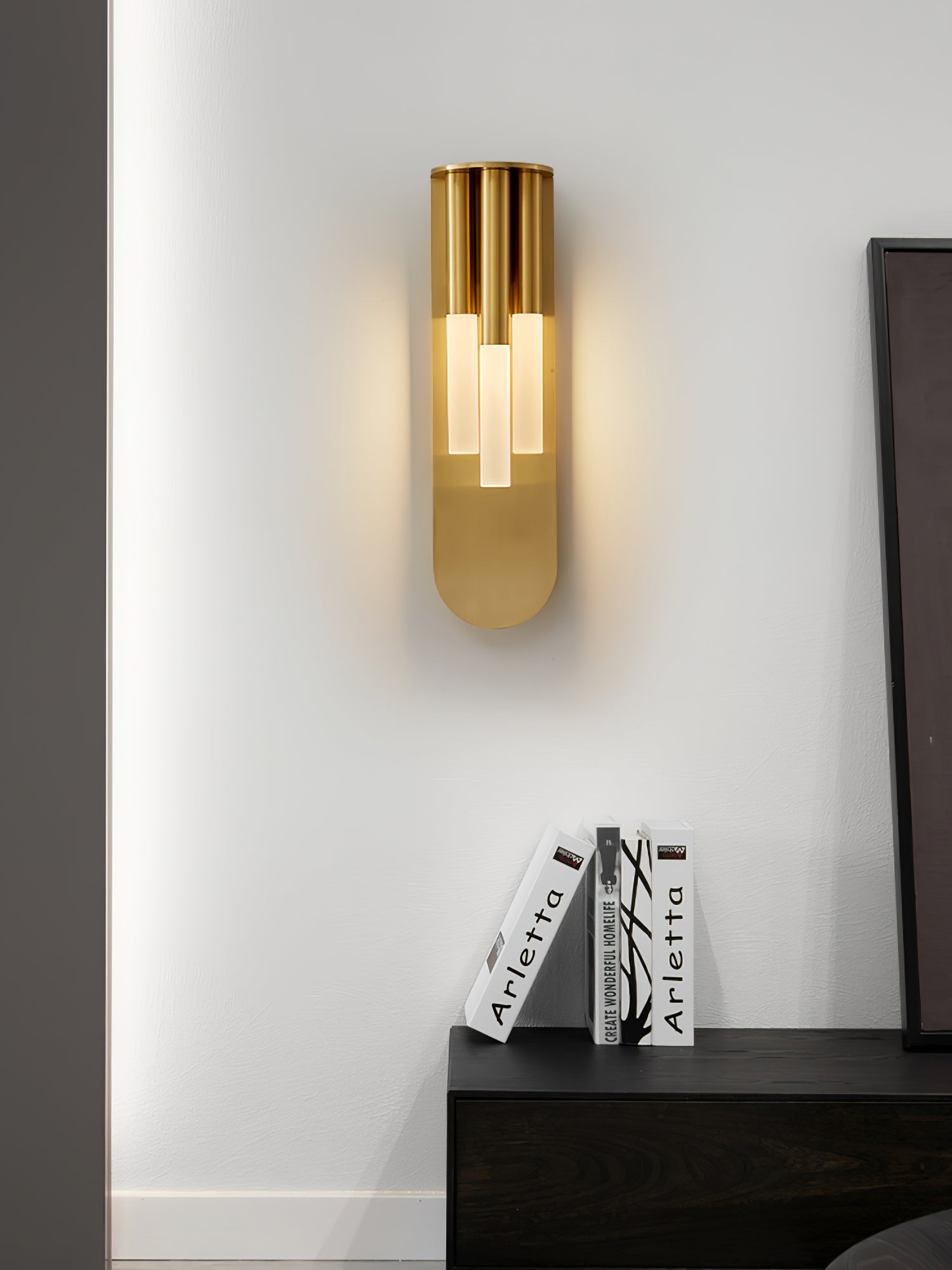 Rousseau Wall Lamp - Blowlighting