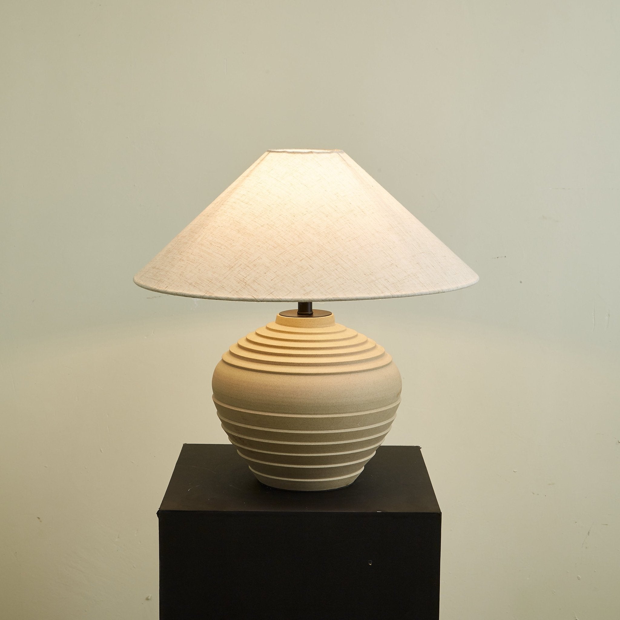 Satori Ridge Table Lamp - Blowlighting