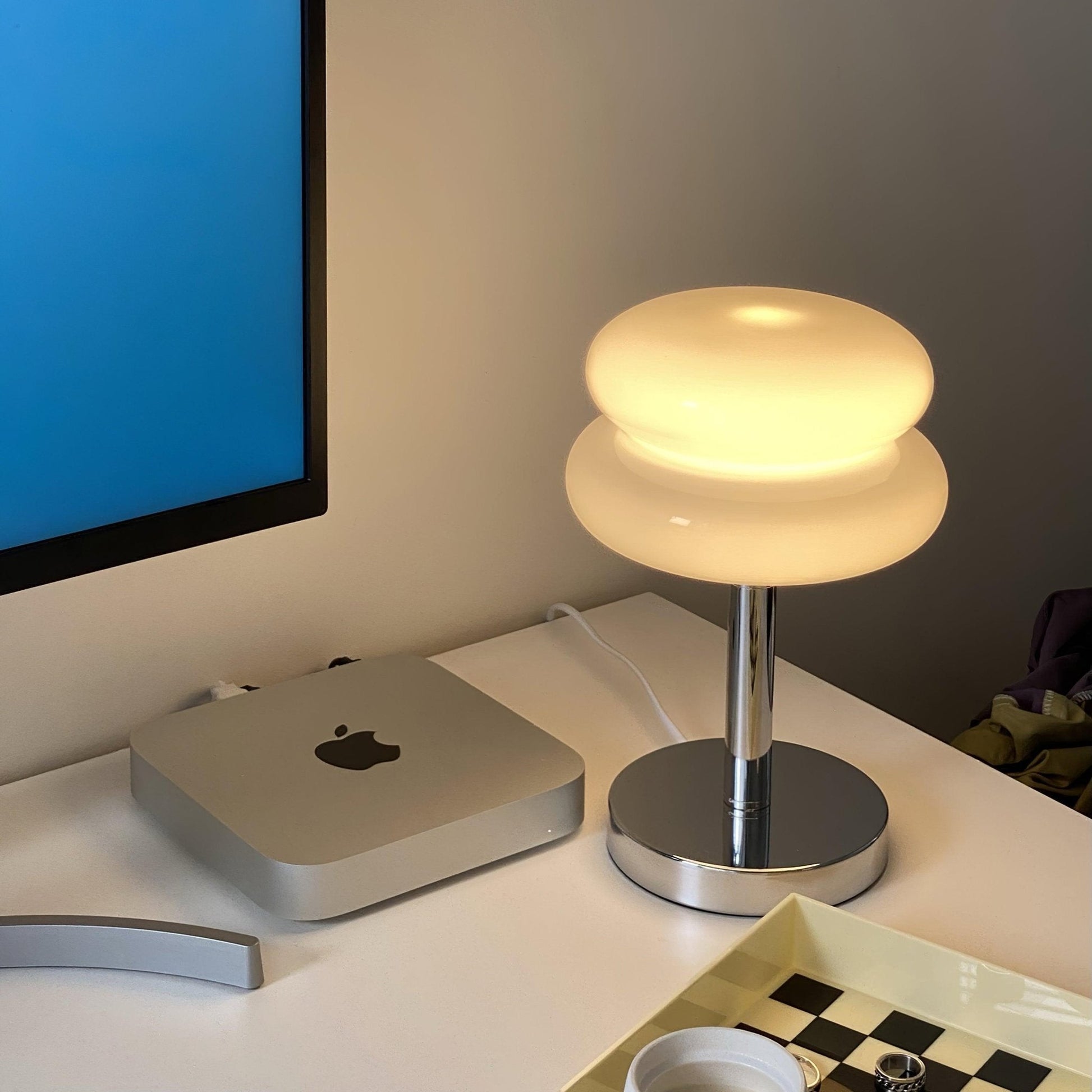Saturn Glide Glass Table Lamp - Blowlighting