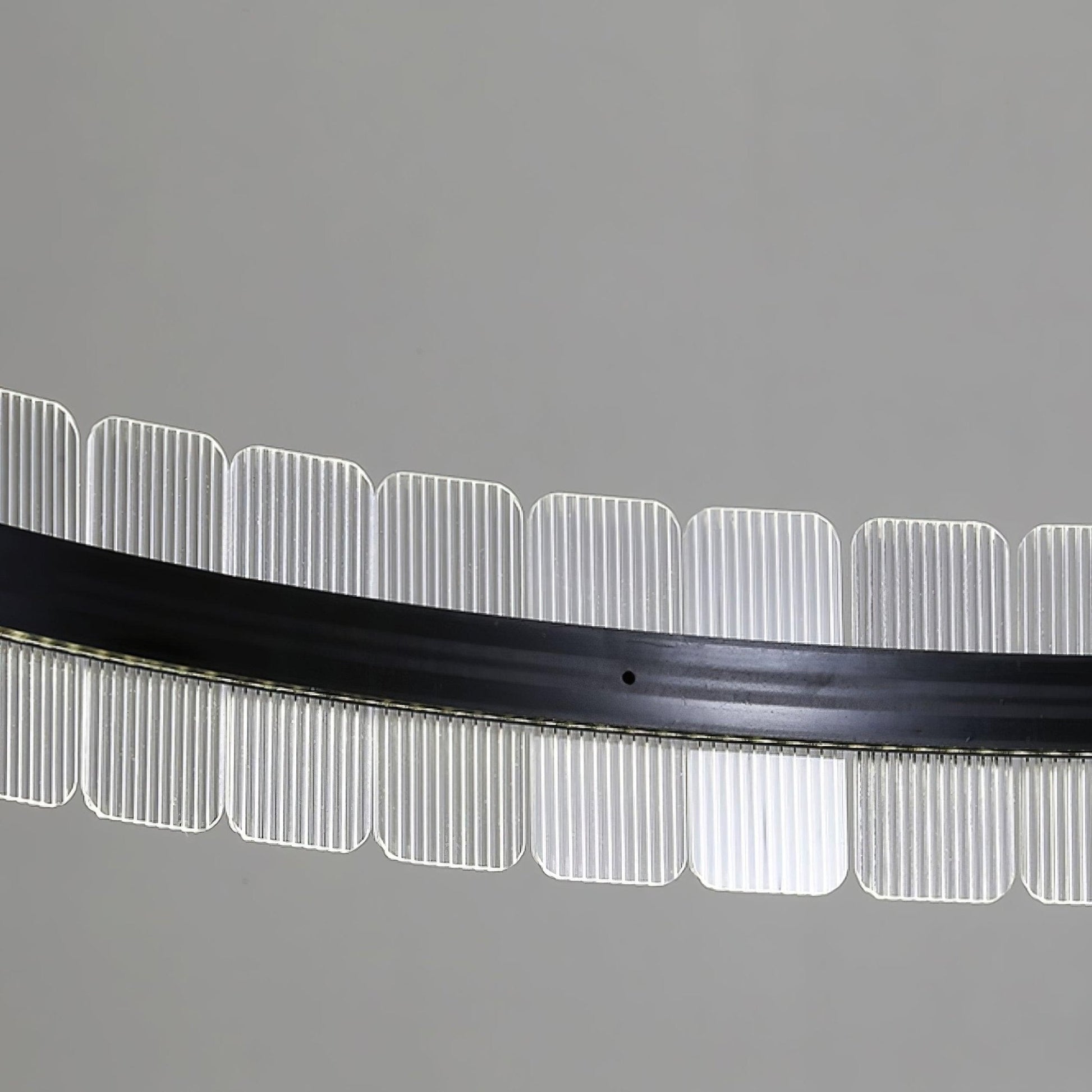 Saturno LED Chandelier - Blowlighting