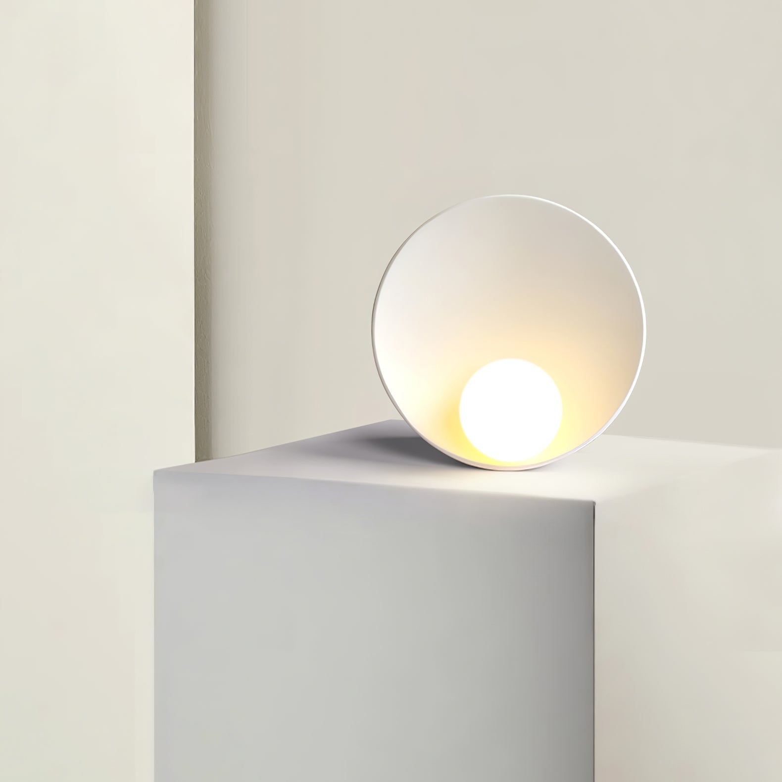 Seashell Resin Wall Lamp - Blowlighting