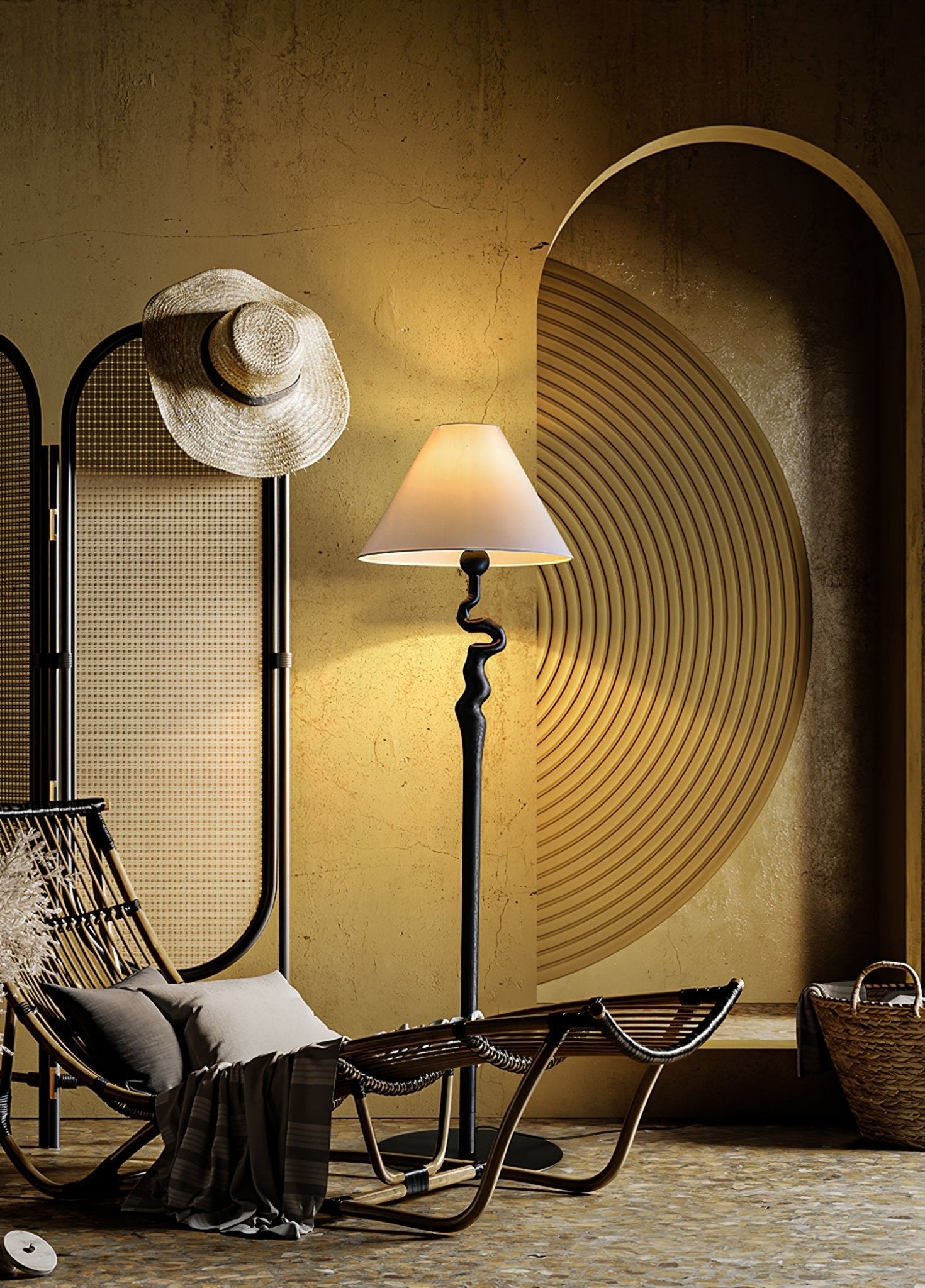 Serpentine Twist Floor Lamp - Blowlighting