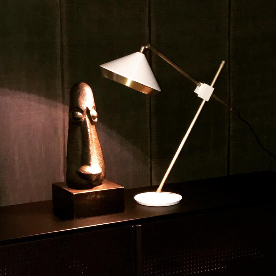 Shear Table Lamp - Blowlighting
