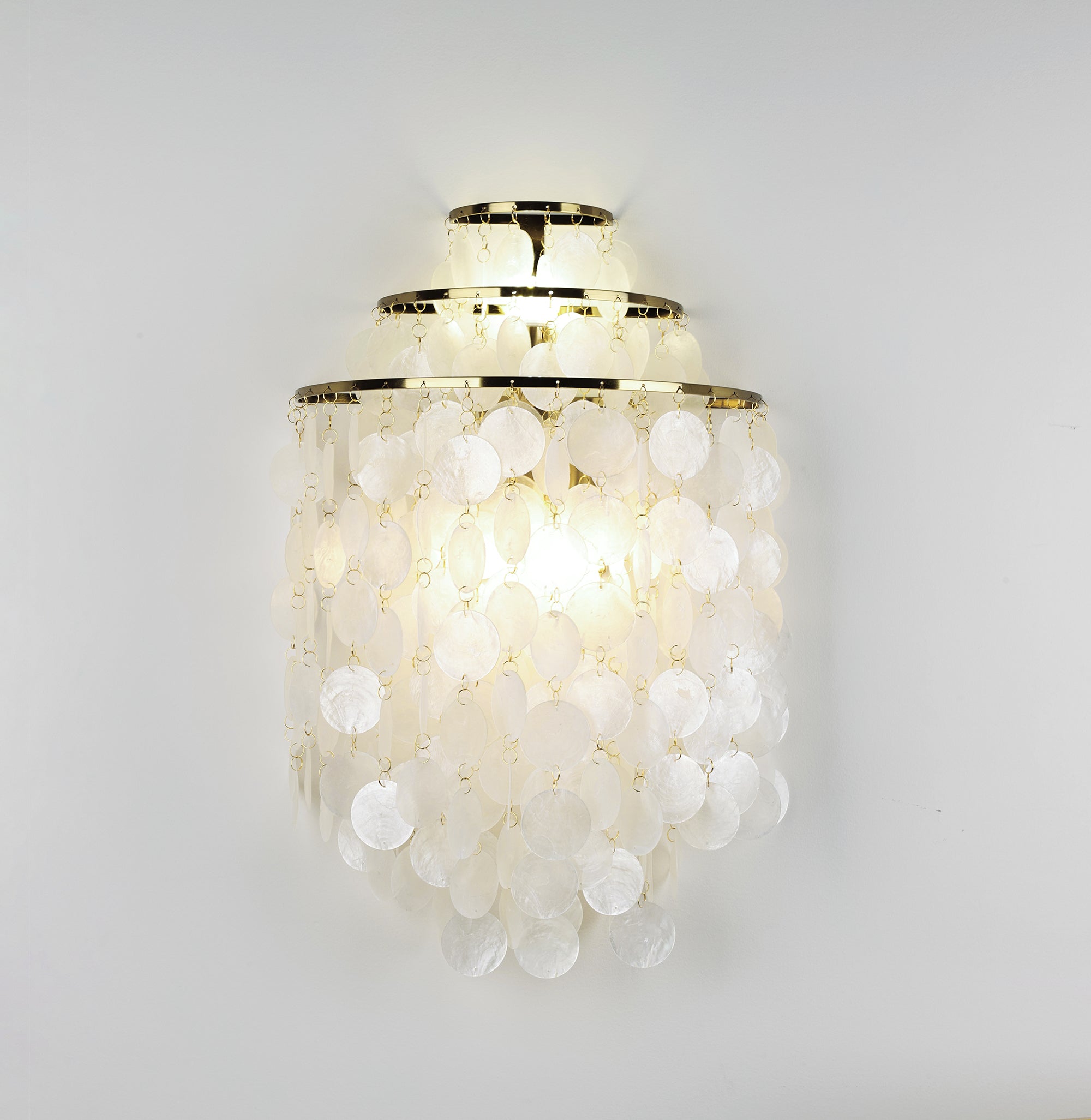 Shell Cascading Wall Light - Blowlighting