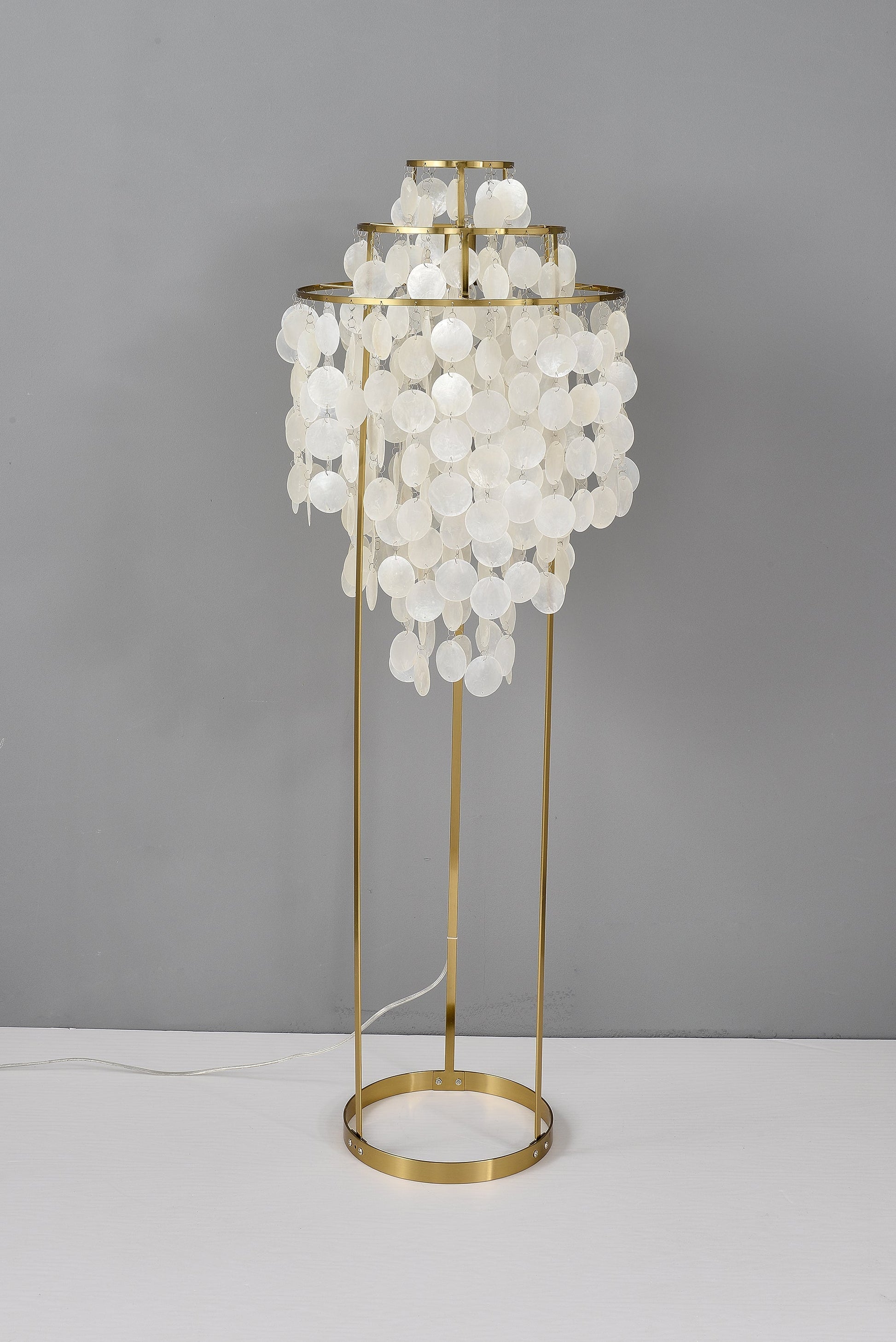 Shell Floor Lamp - Blowlighting