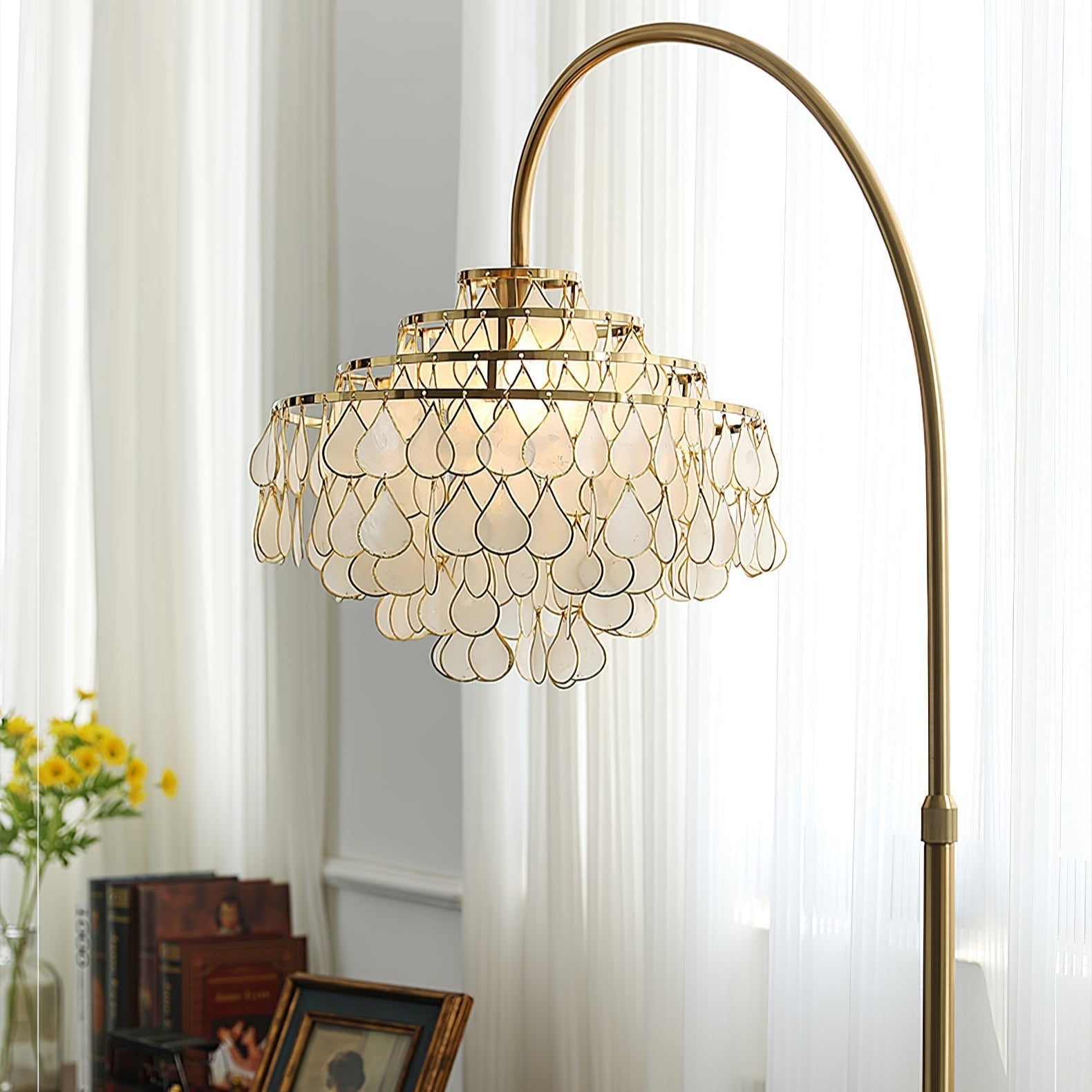 Shells Floor Lamp - Blowlighting