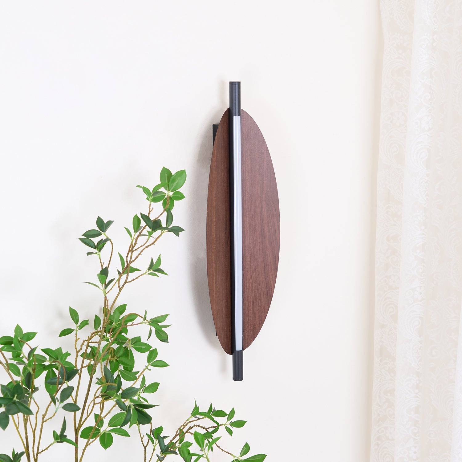 Sleek Board Sconce - Blowlighting