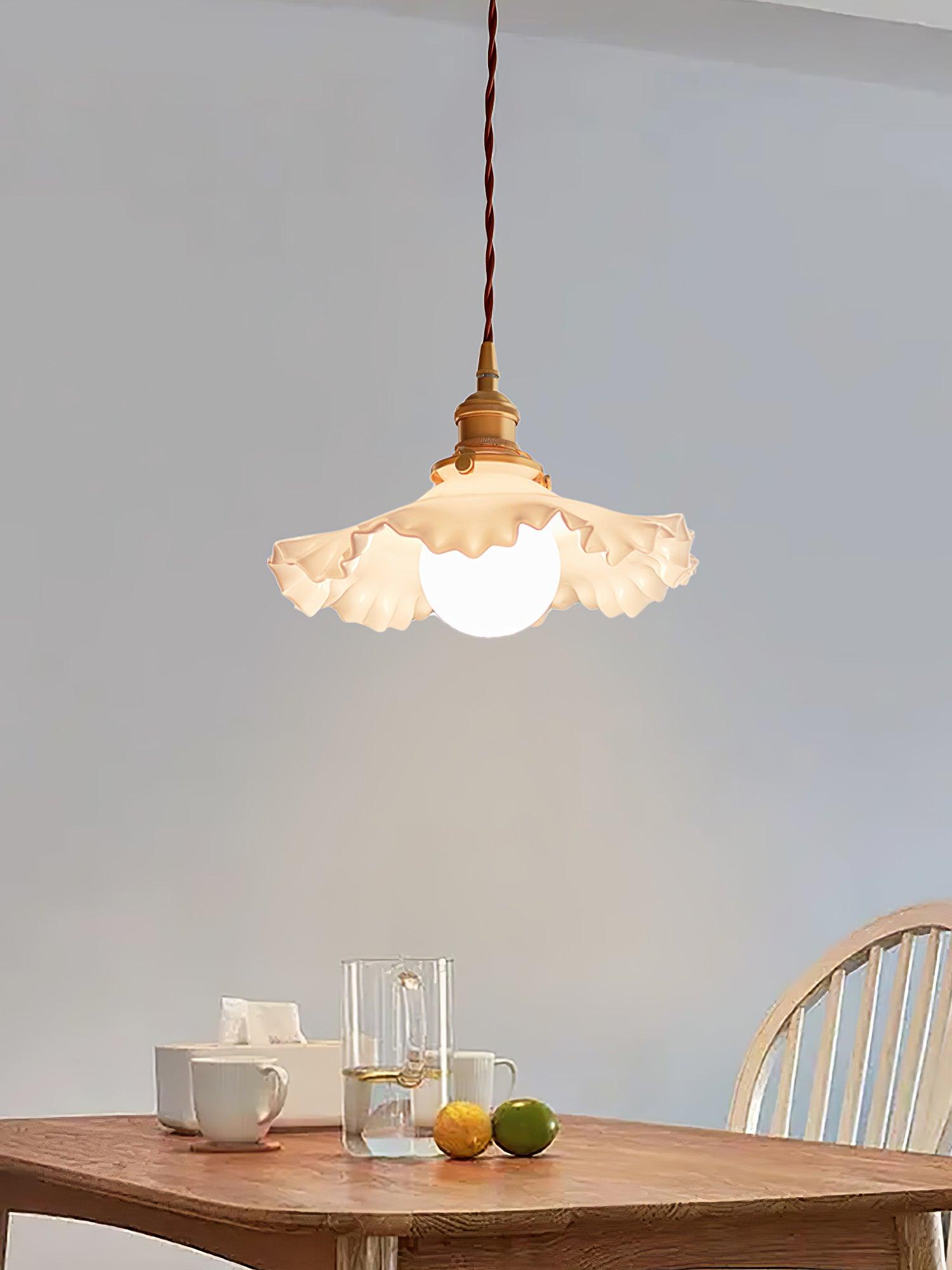 Small Floral Pendant Lamp - Blowlighting