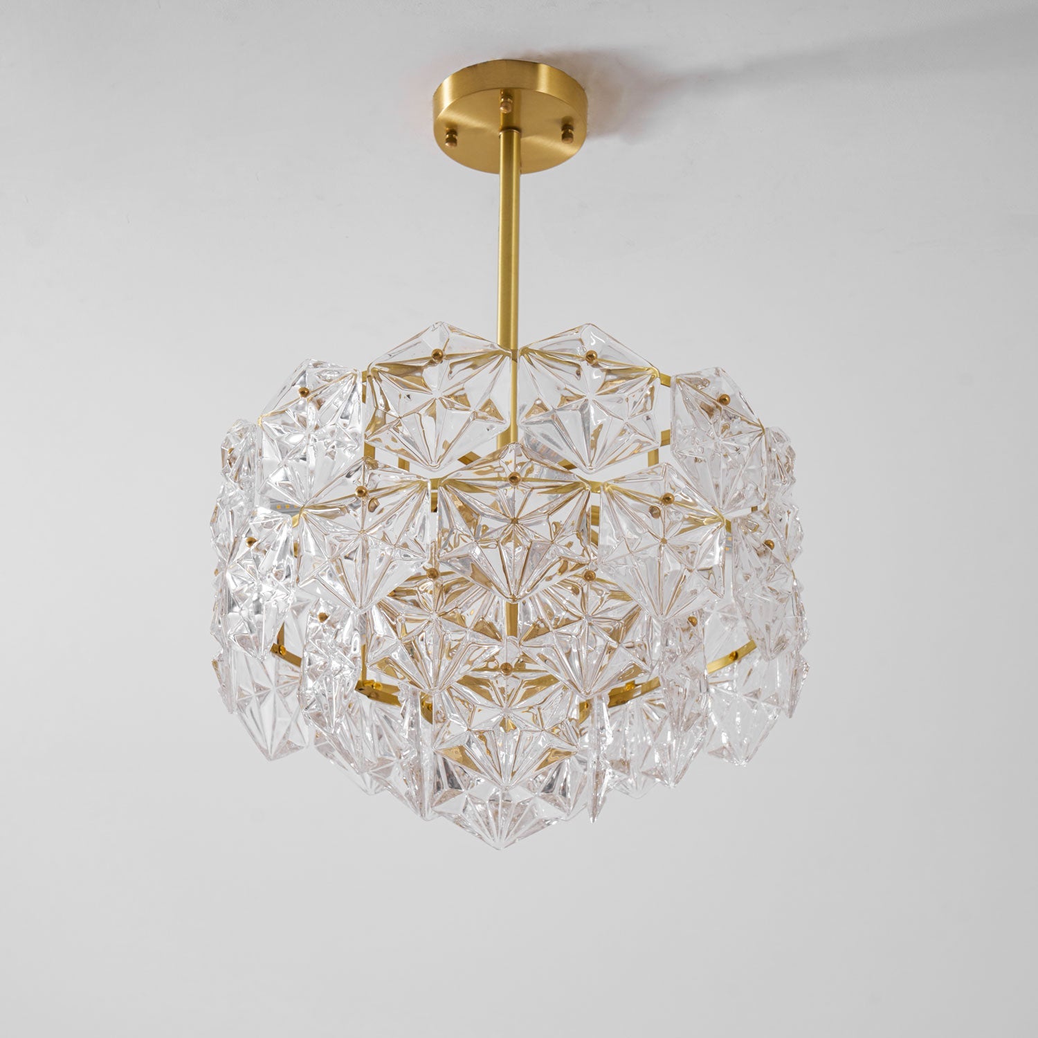 Snowflake Glass Chandelier - Blowlighting