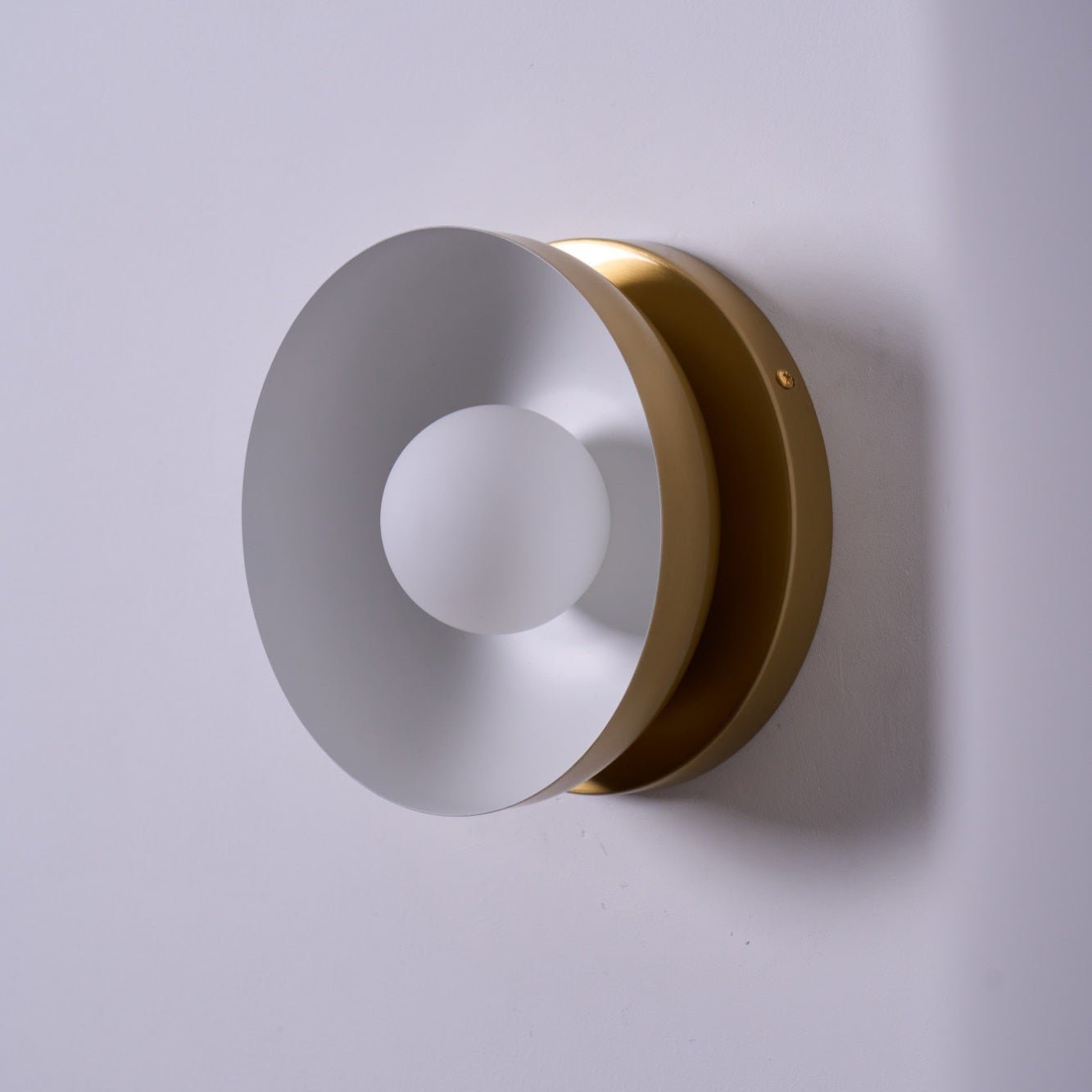 Vethaora Modern Minimalist Solar Eclipse Brass Glass Wall Light - Blowlighting