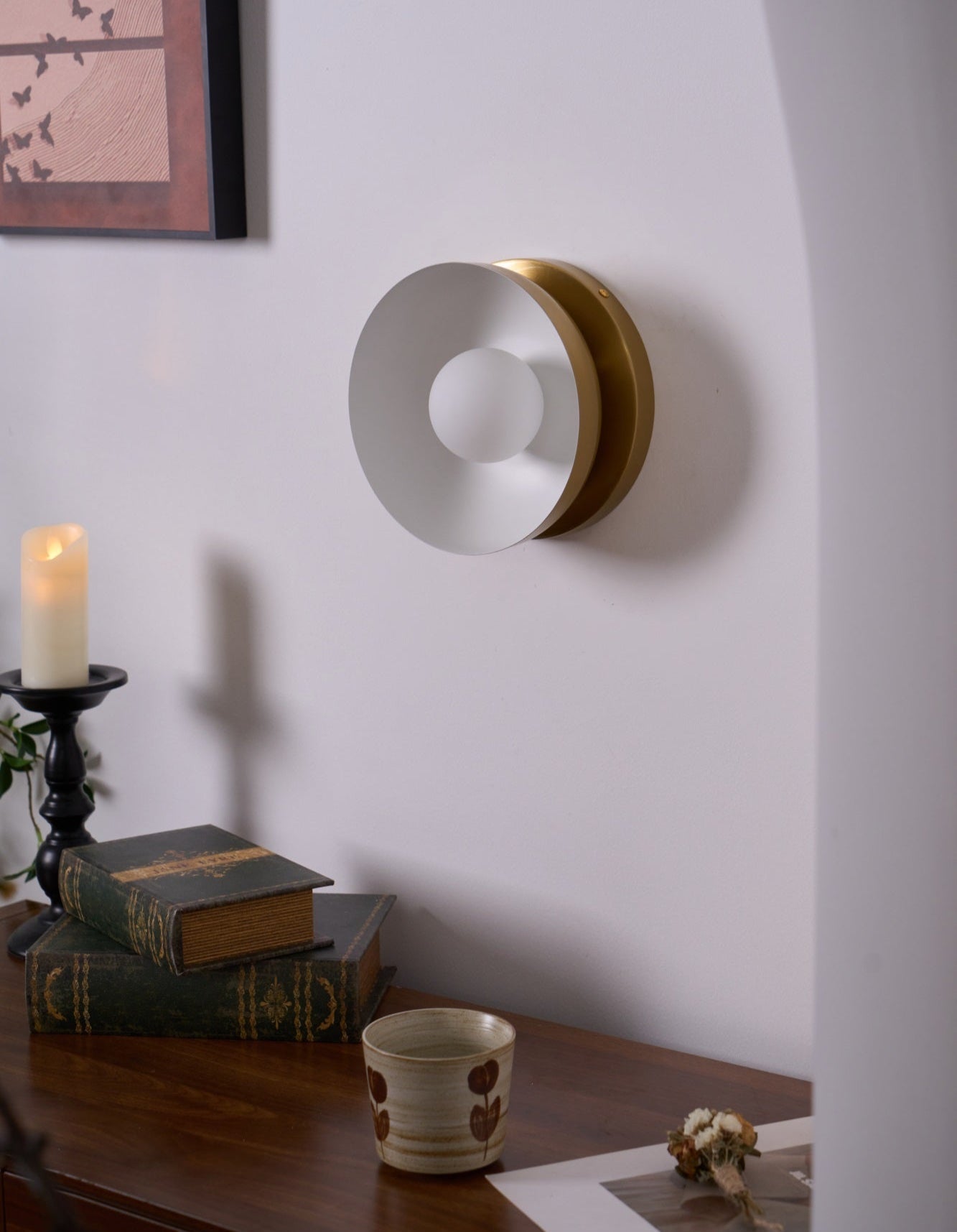 Vethaora Modern Minimalist Solar Eclipse Brass Glass Wall Light - Blowlighting