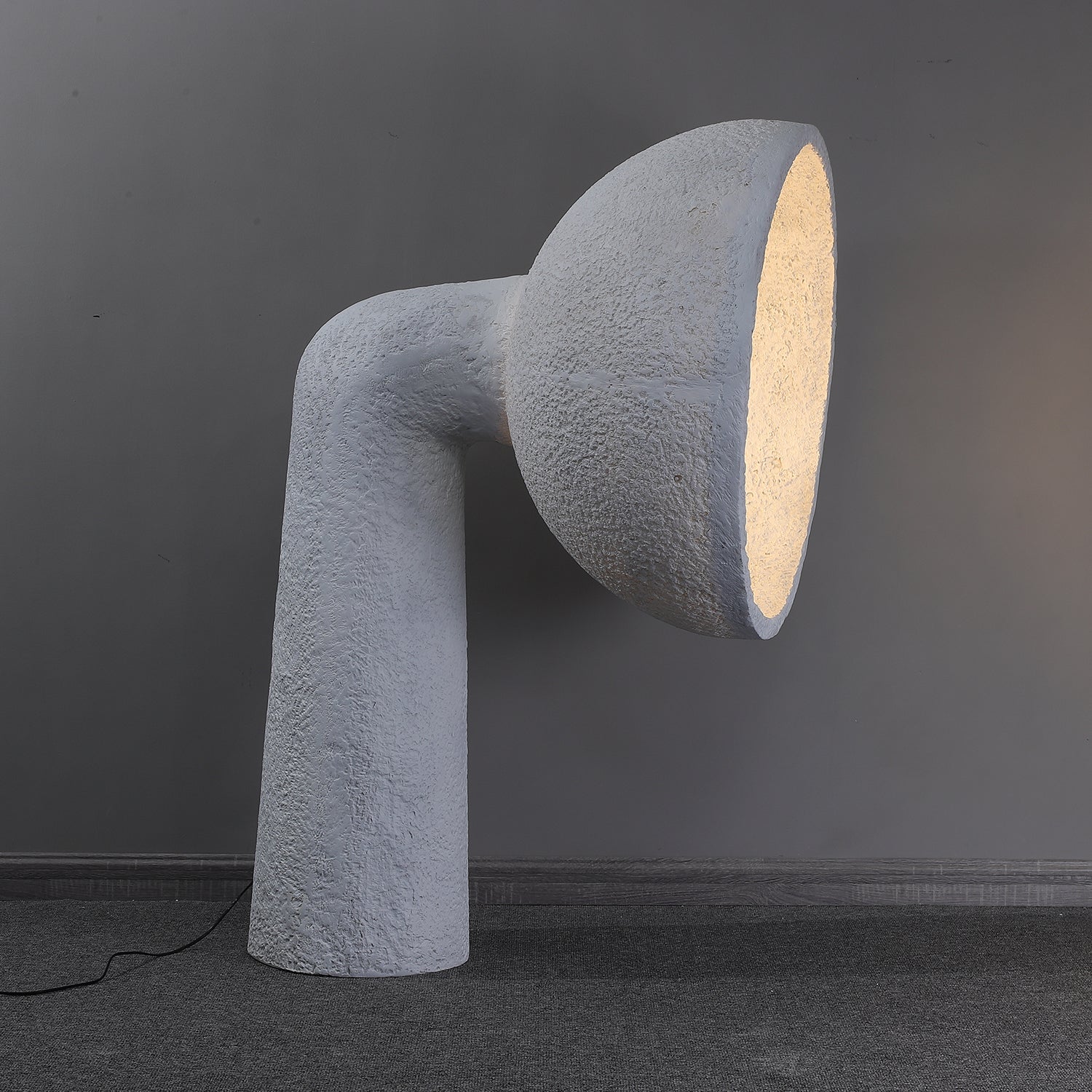 Arliris Concrete Table Lamp - Blowlighting