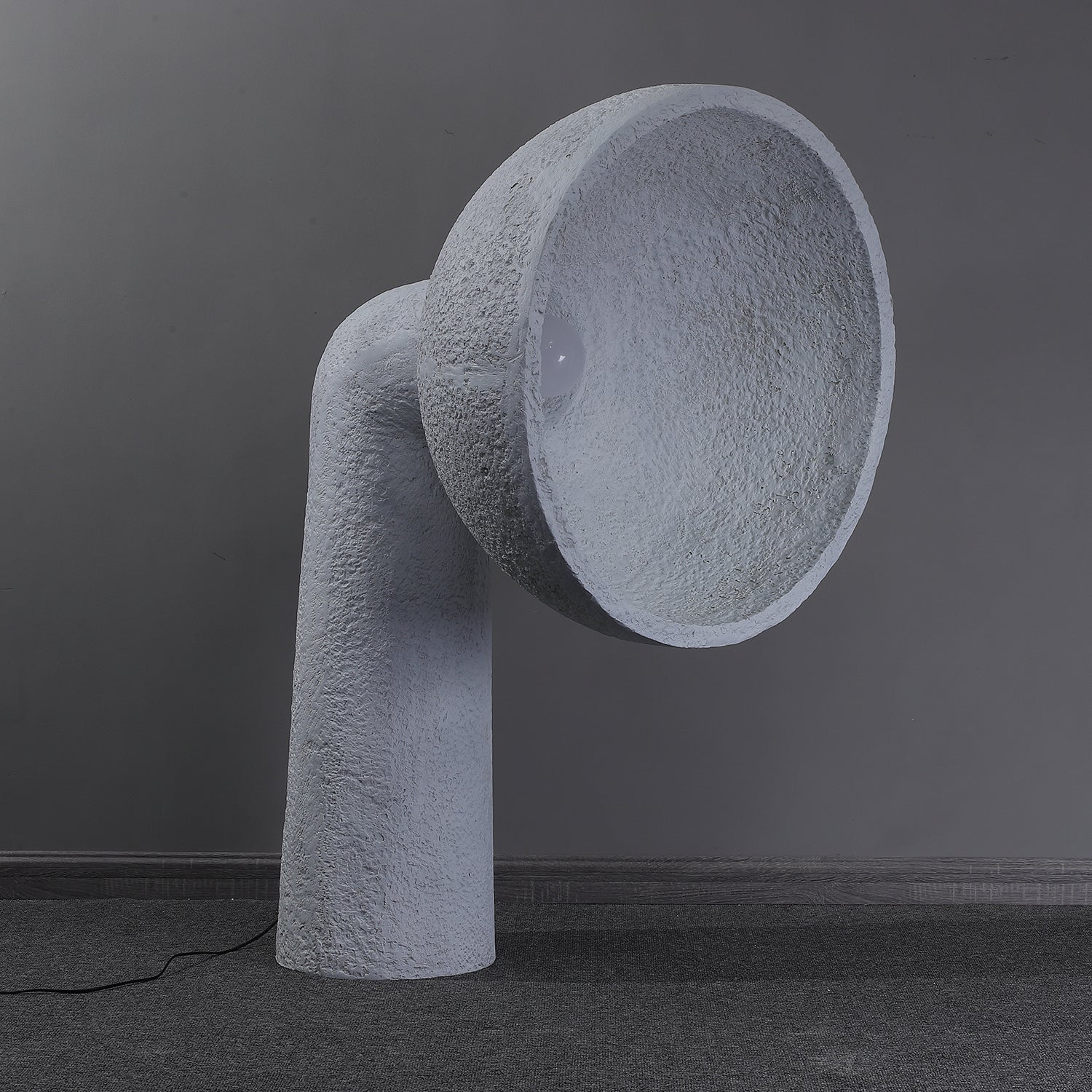 Arliris Concrete Table Lamp - Blowlighting