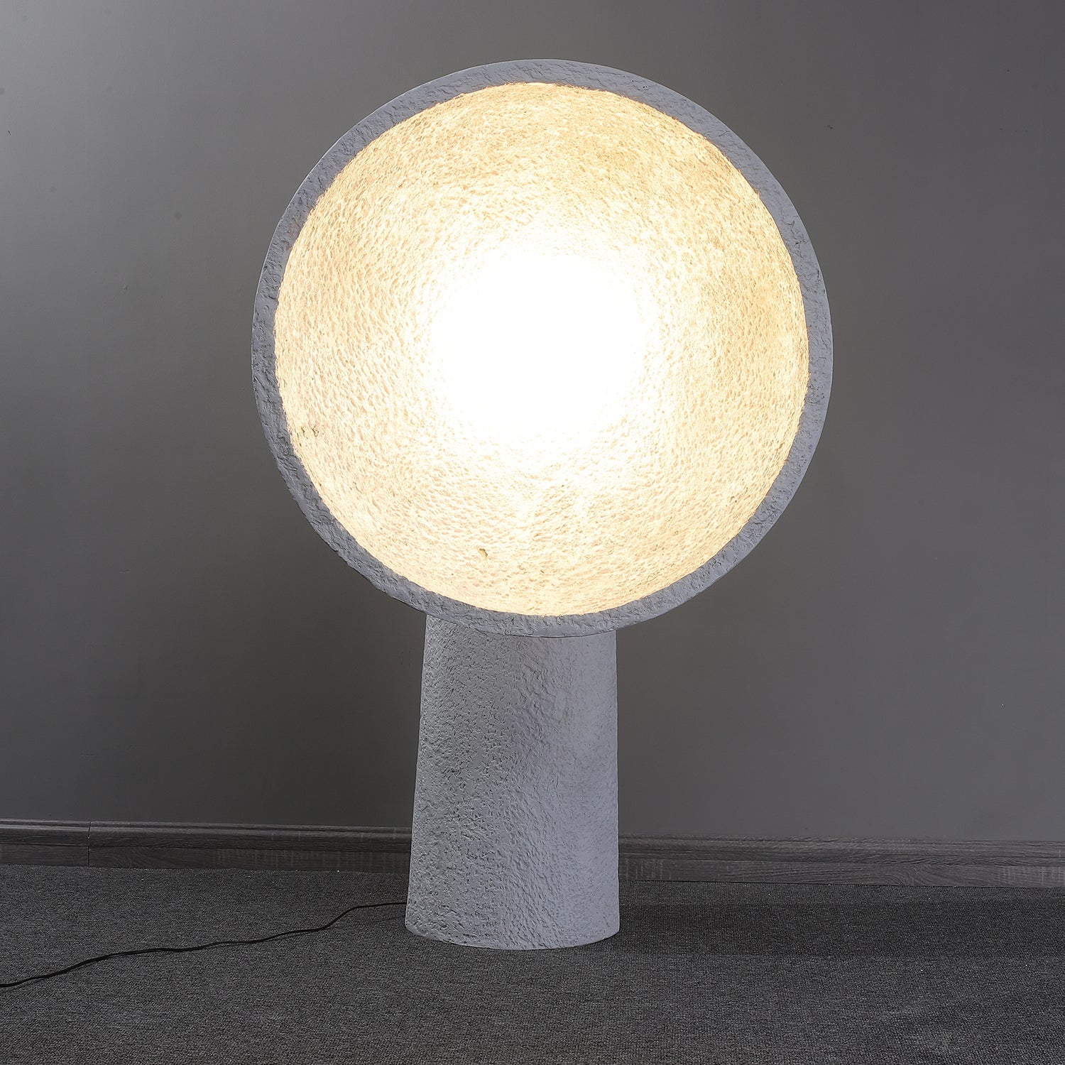 Arliris Concrete Table Lamp - Blowlighting