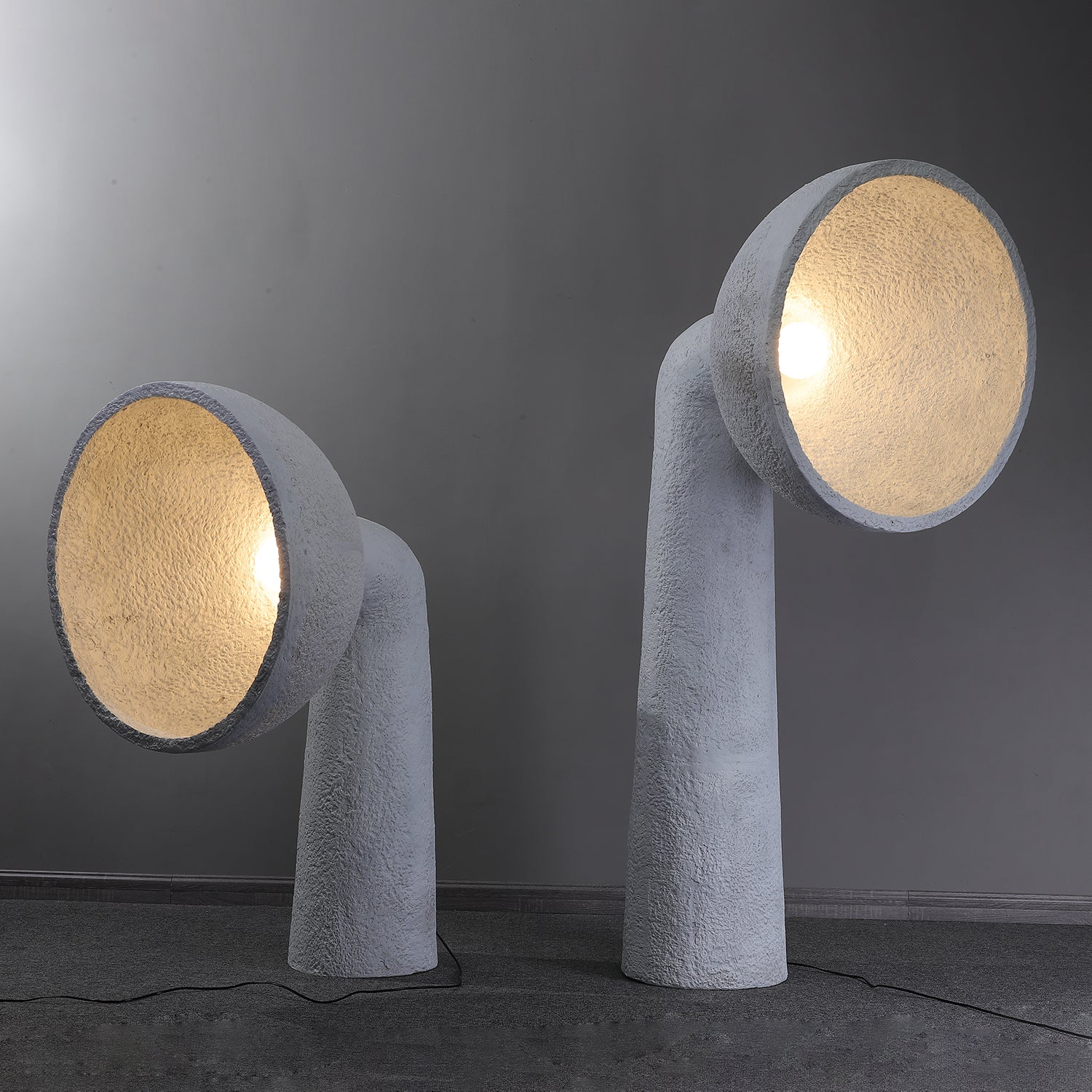 Arliris Concrete Table Lamp - Blowlighting