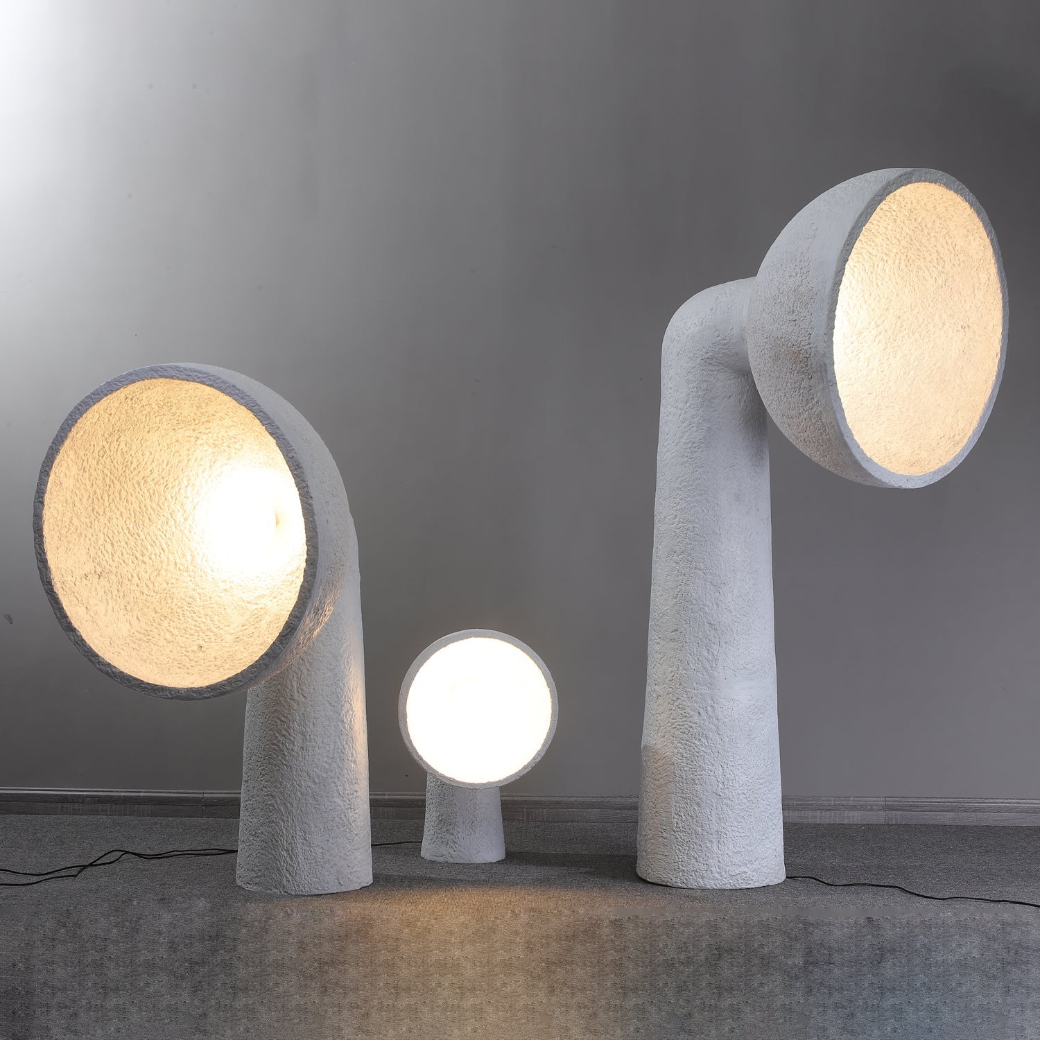 Arliris Concrete Table Lamp - Blowlighting