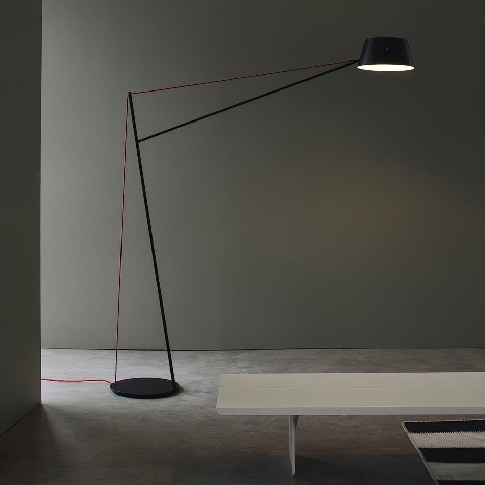 Spar Floor Lamp - Blowlighting