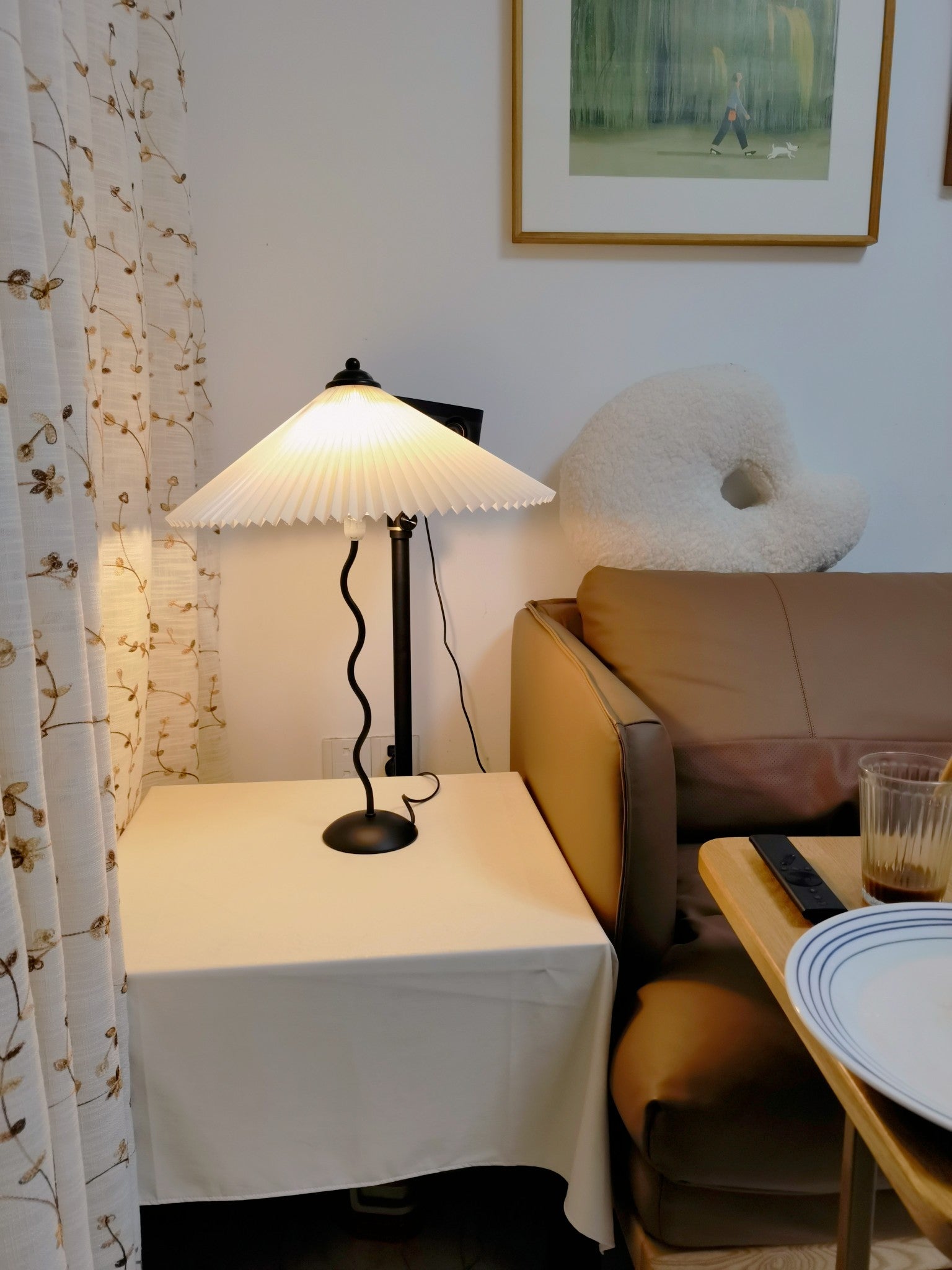 Squiggle Table Lamp - Blowlighting