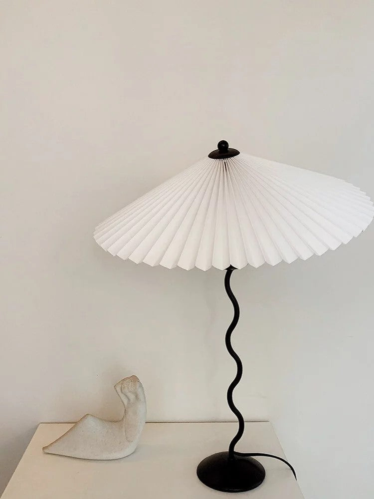 Squiggle Table Lamp - Blowlighting
