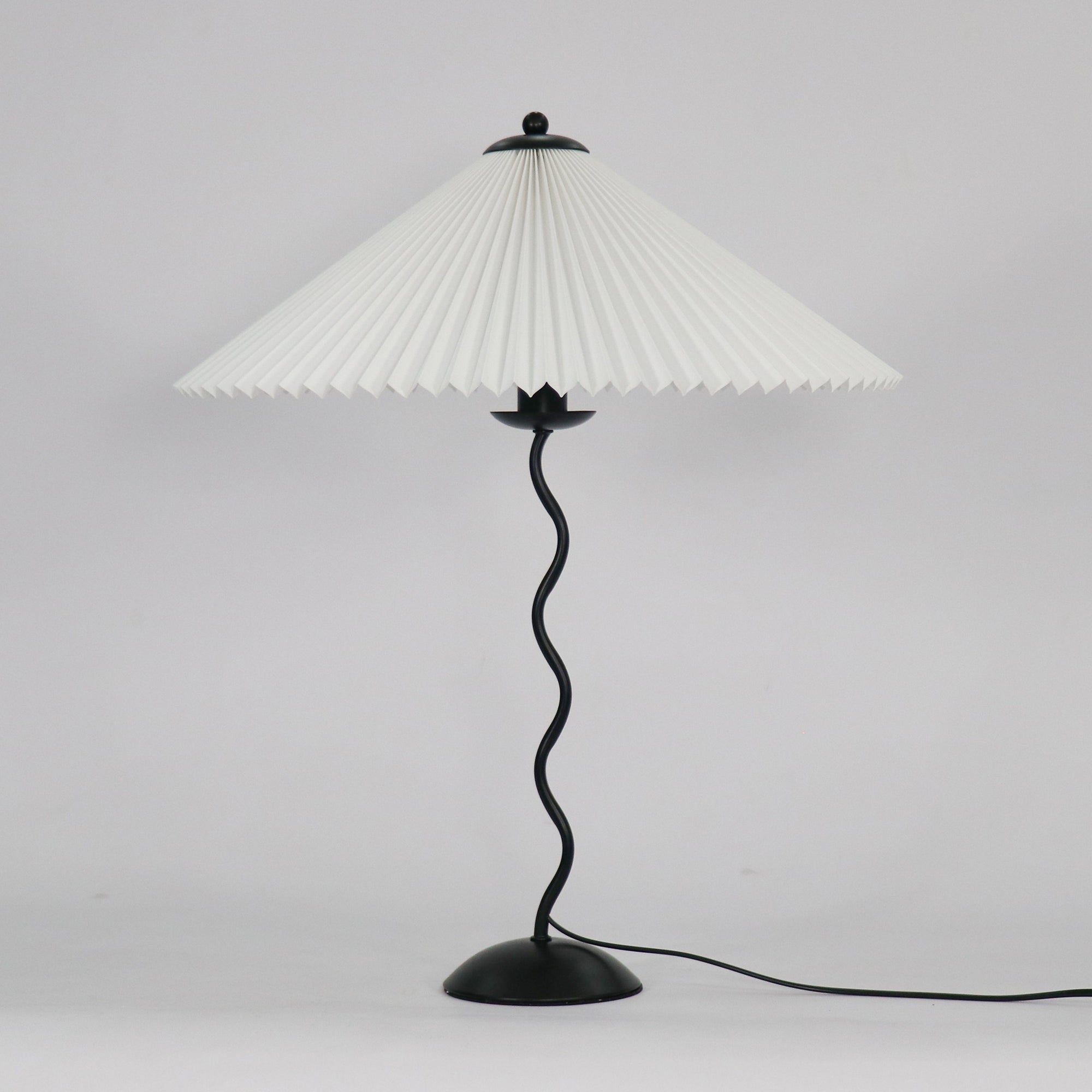 Squiggle Table Lamp - Blowlighting