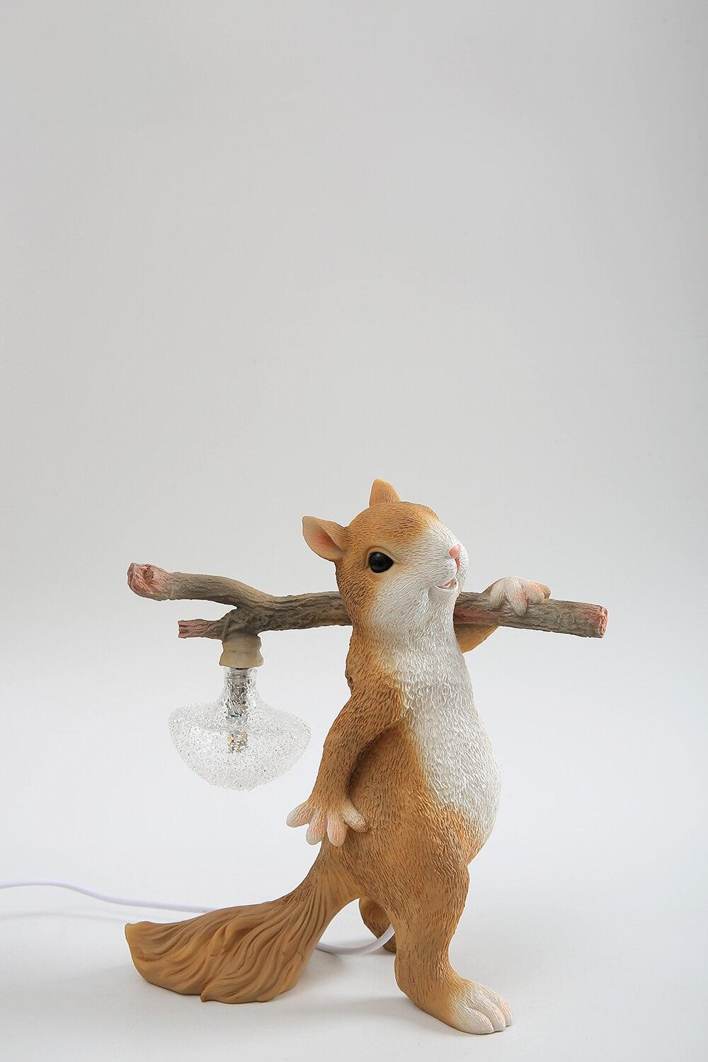 Squirrel Table Lamp - Blowlighting