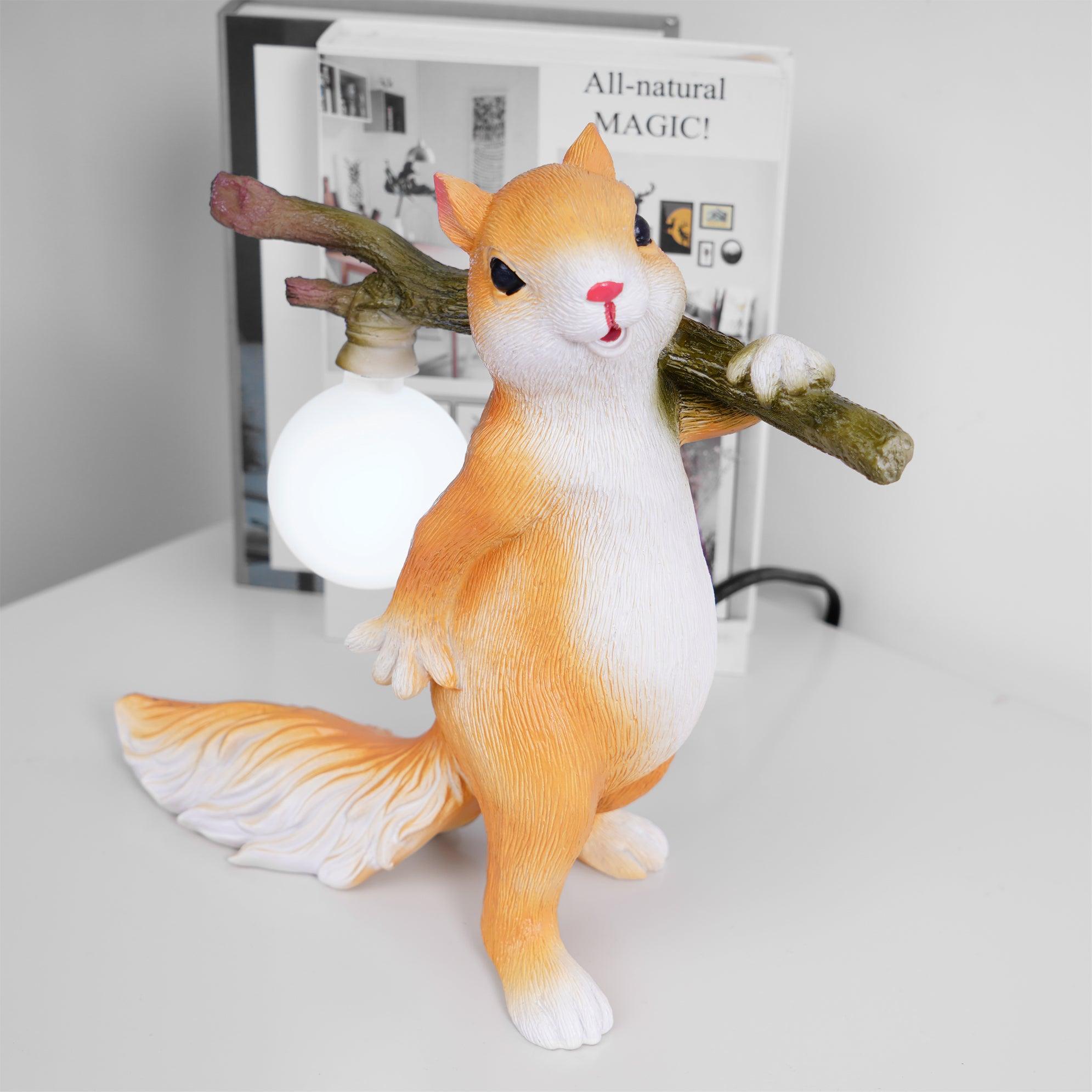 Squirrel Table Lamp - Blowlighting