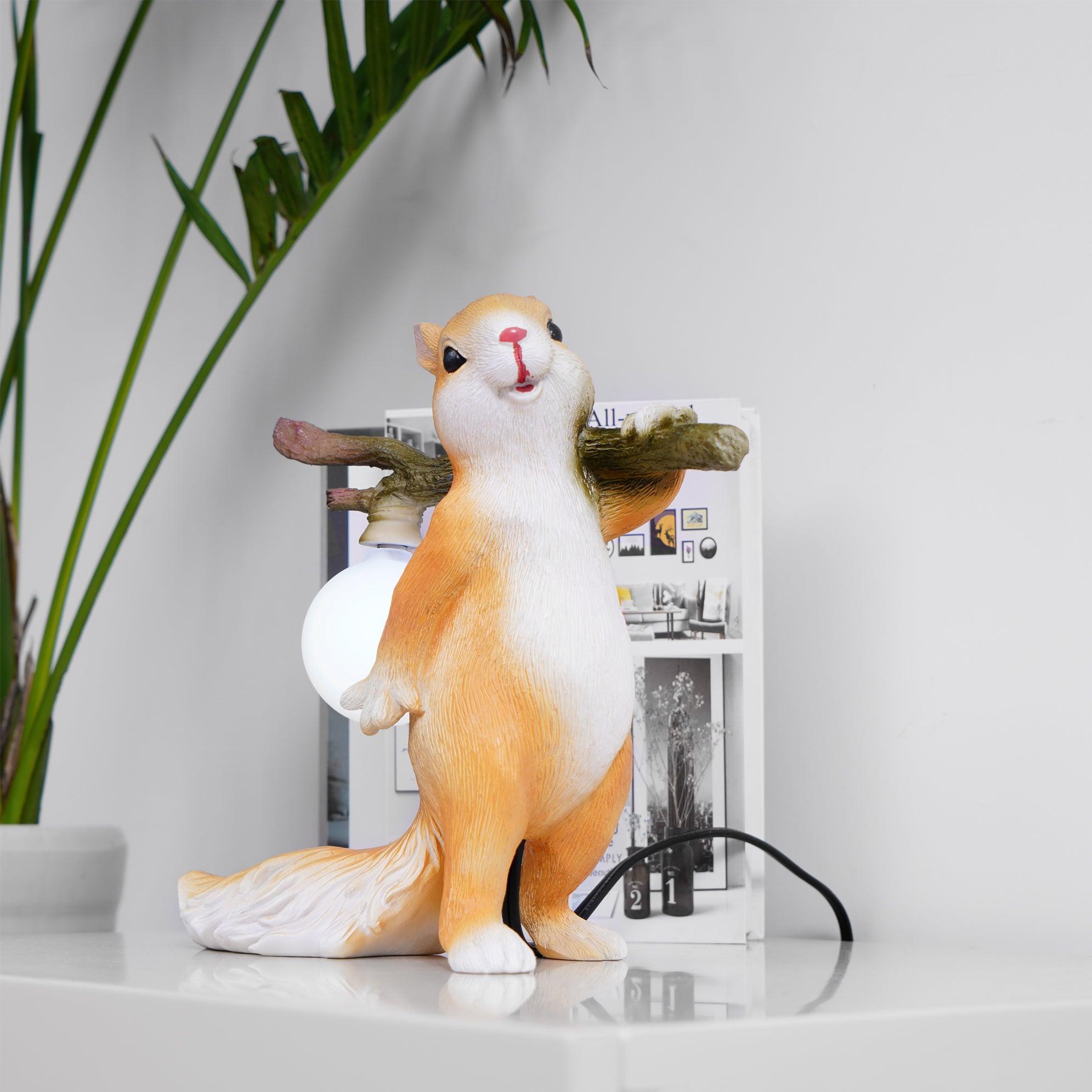 Squirrel Table Lamp - Blowlighting