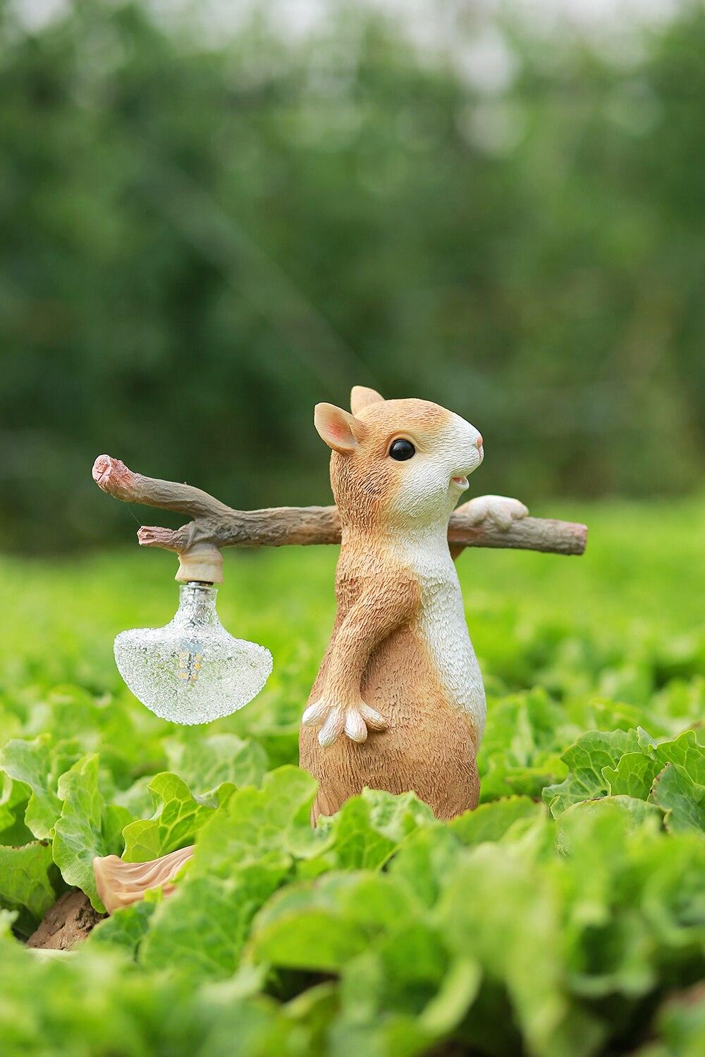 Squirrel Table Lamp - Blowlighting