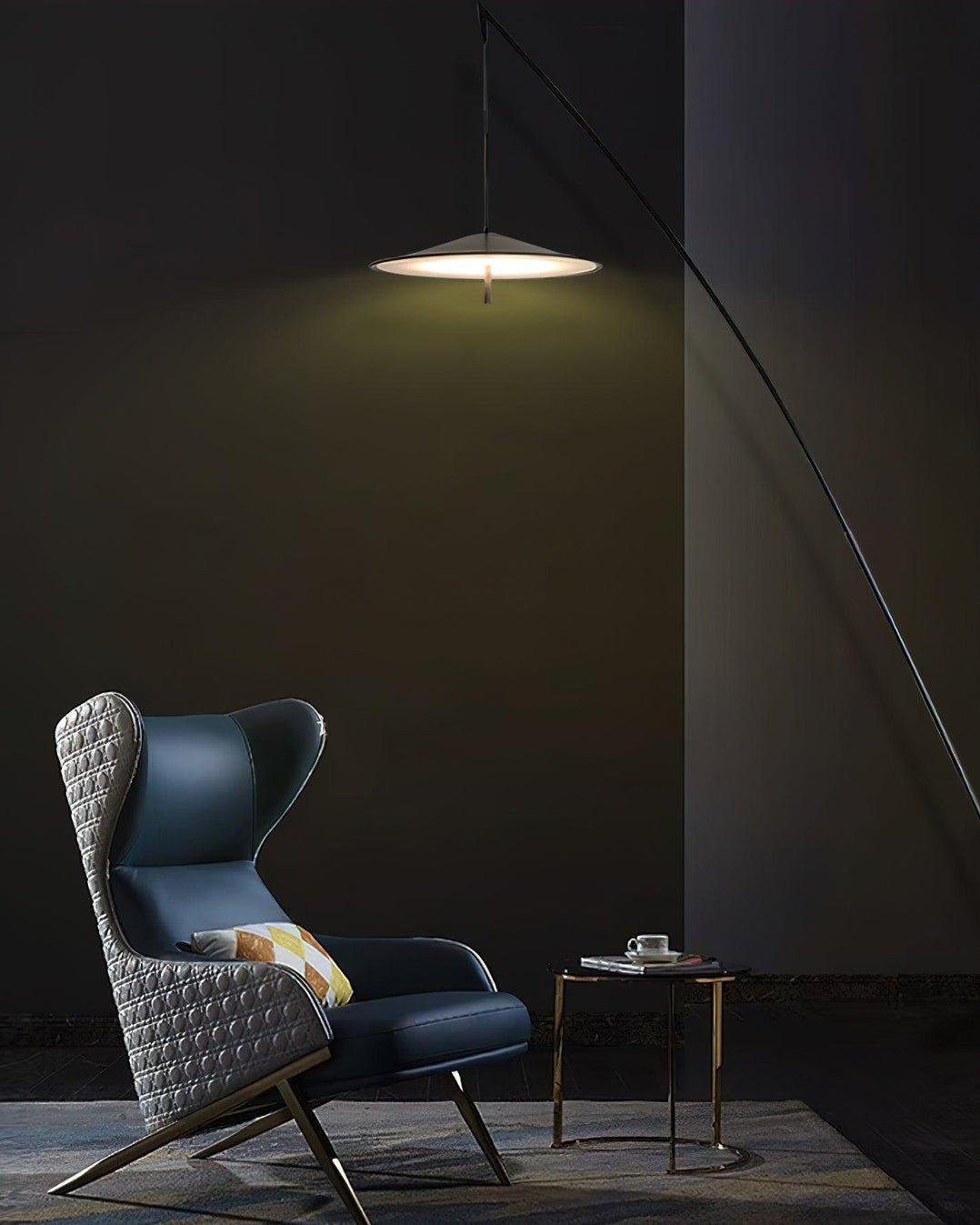 Steadfast Floor Lamp - Blowlighting