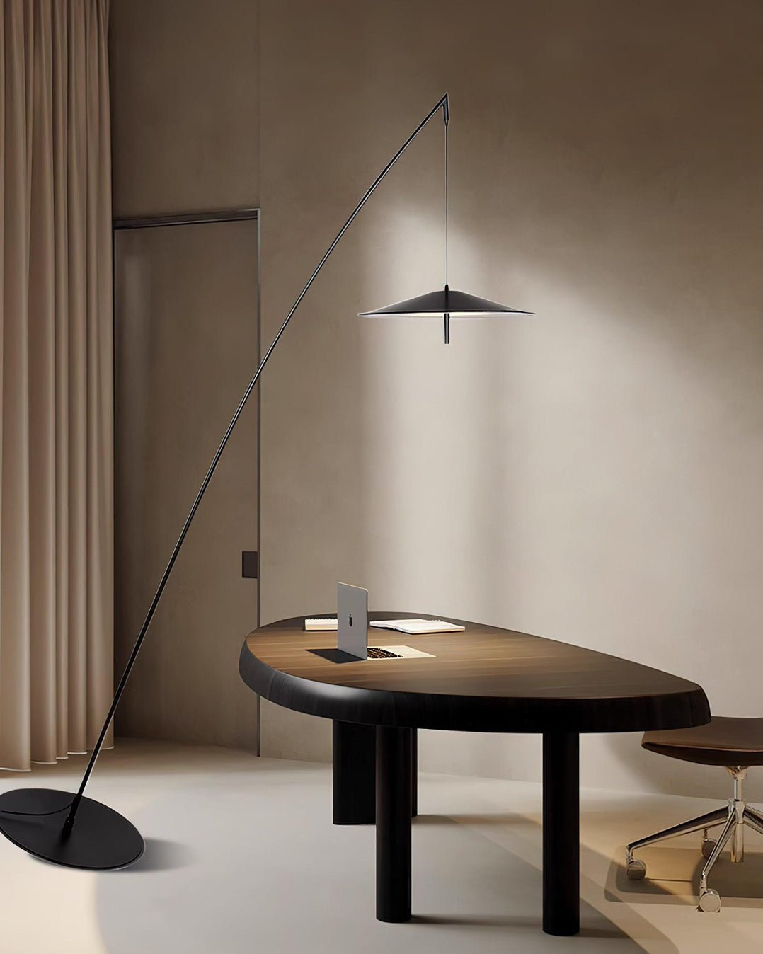 Steadfast Floor Lamp - Blowlighting