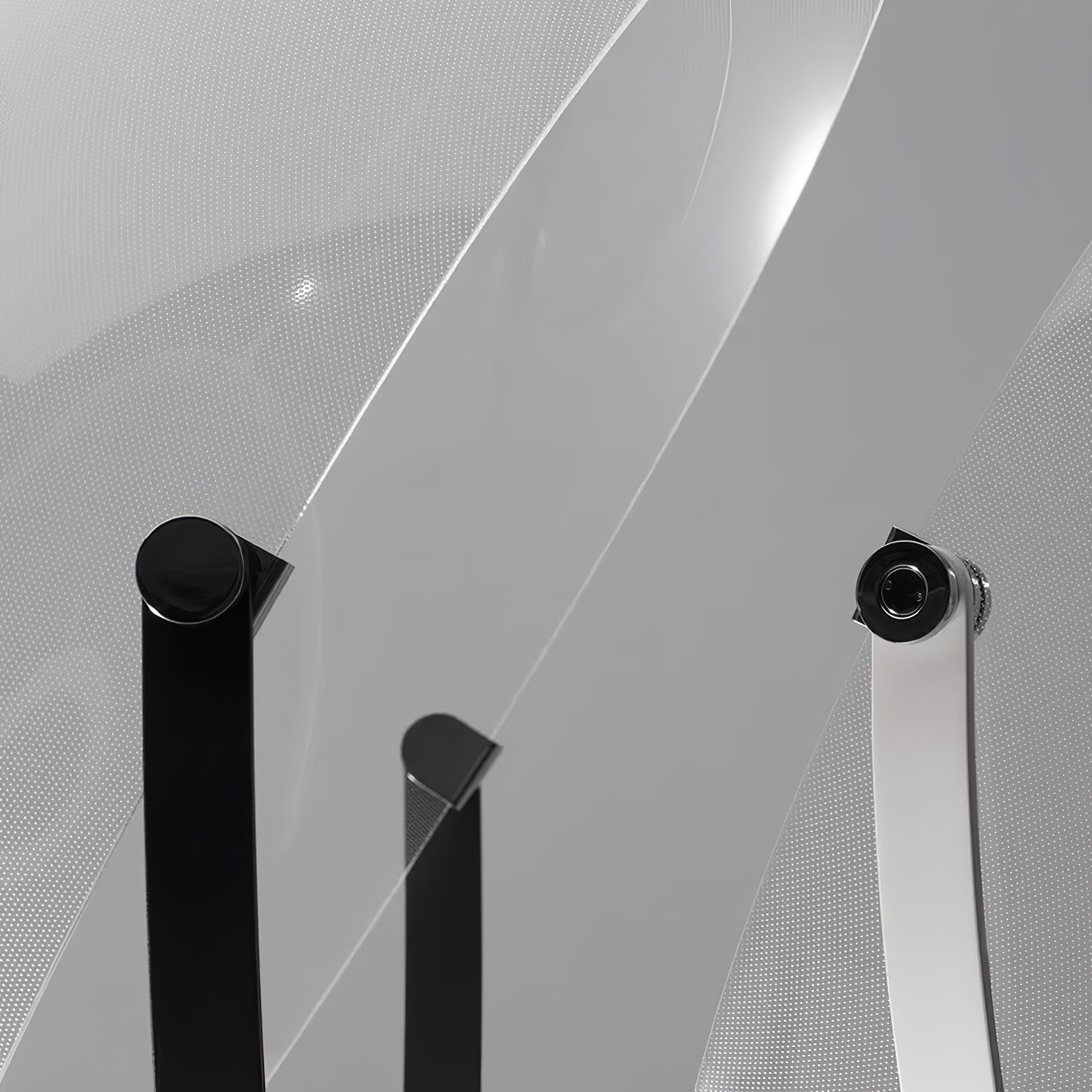 Zasolyra Tripod Metal Floor Lamp - Blowlighting