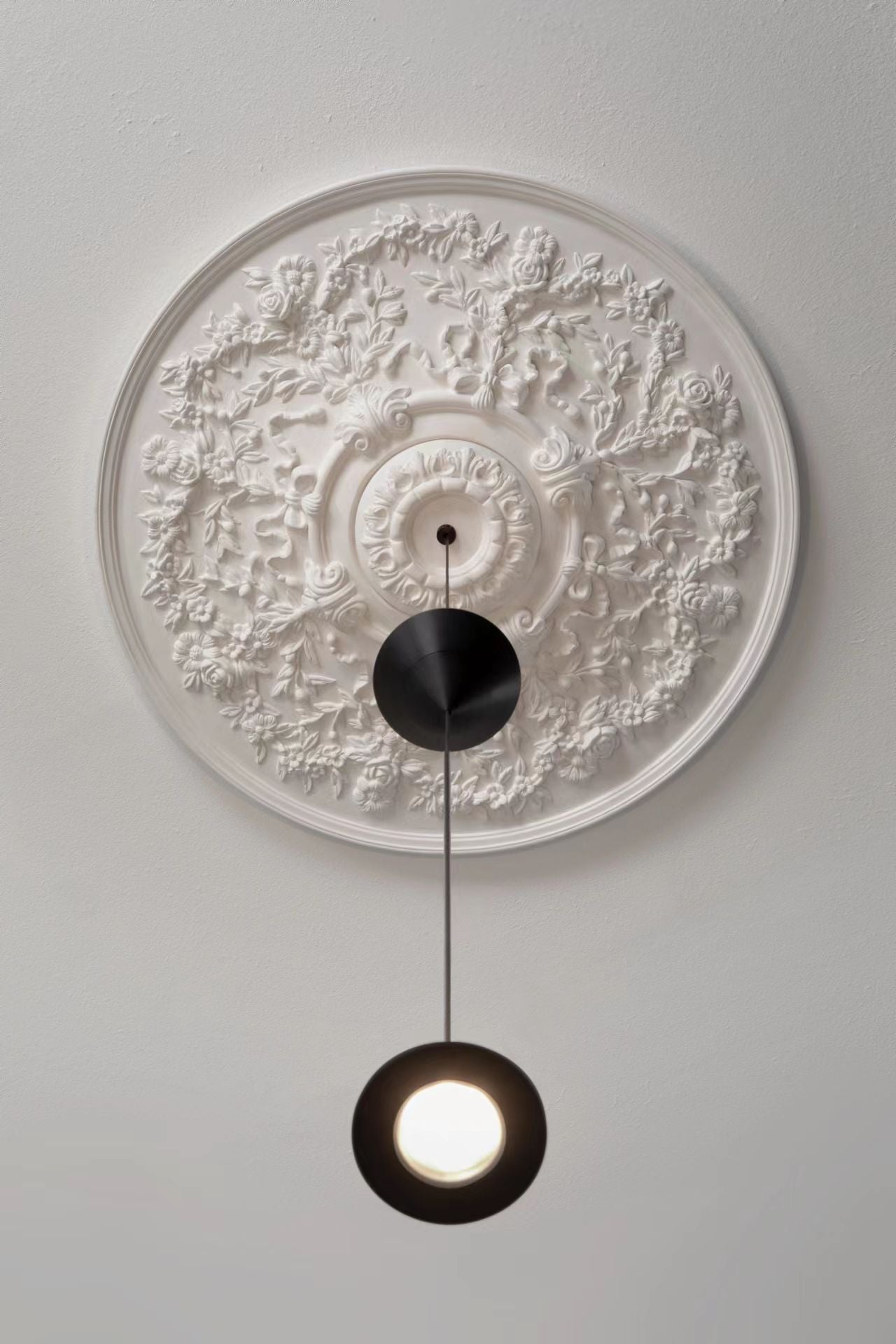 Stralunata Pendant Lamp - Blowlighting