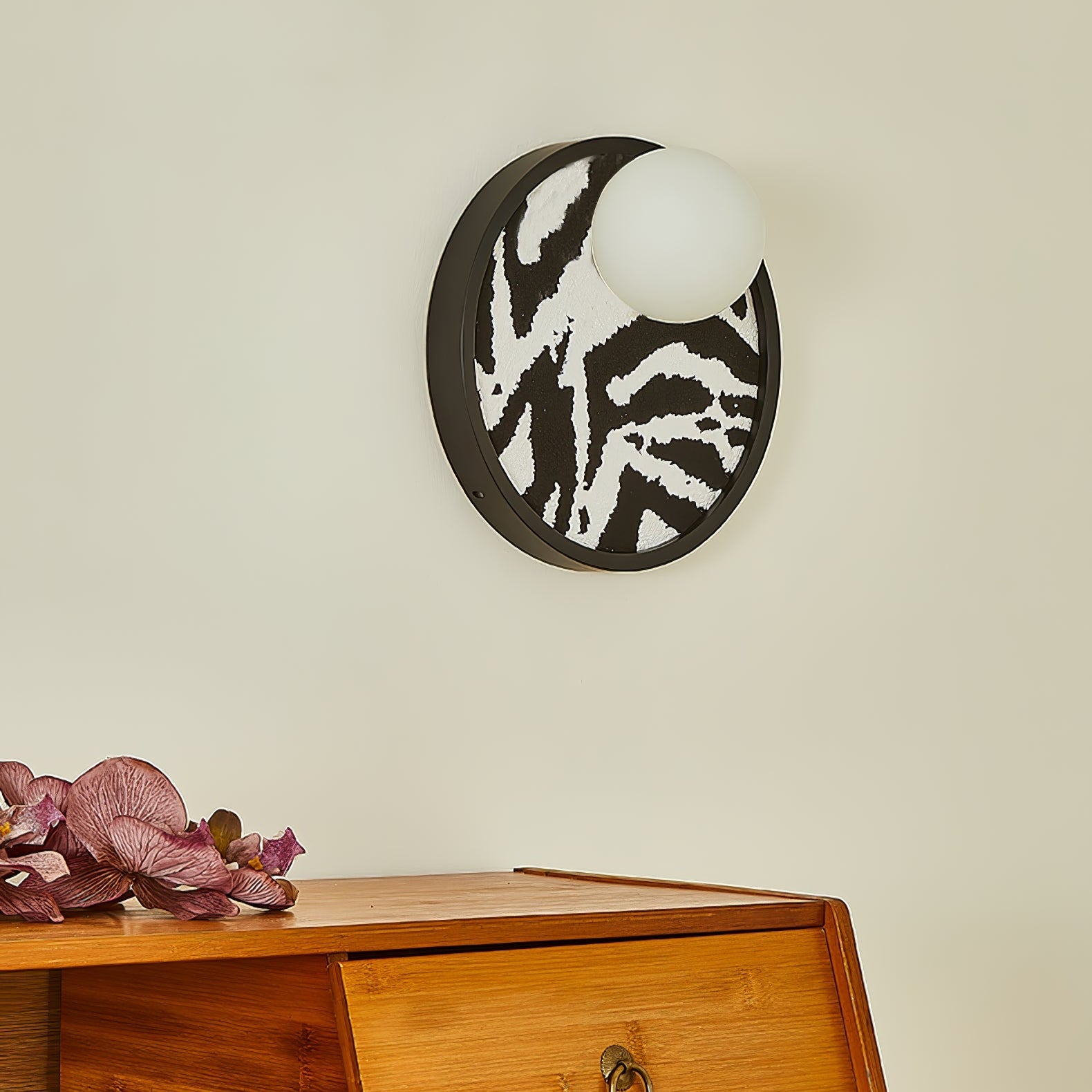 Strato Orbit Wall Light - Blowlighting