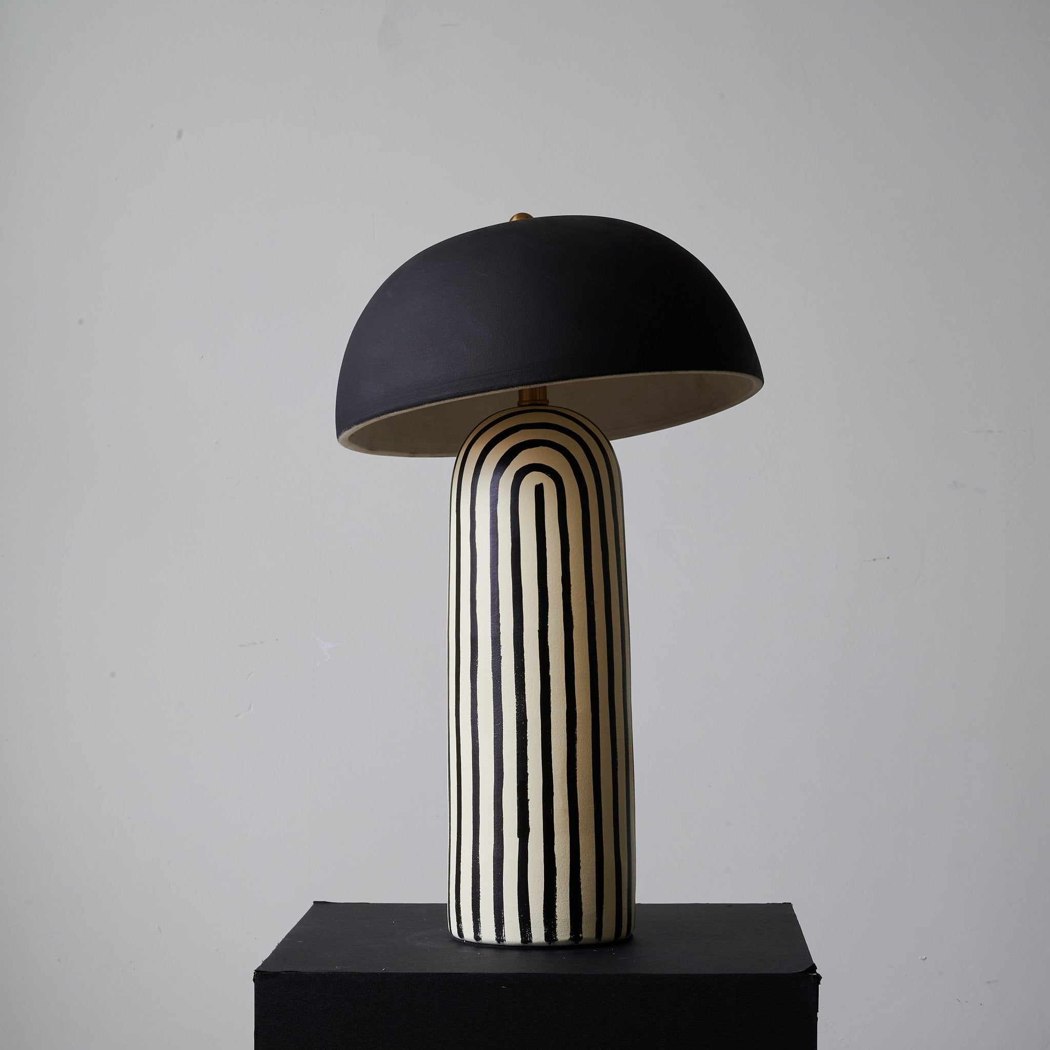 Stria Table Lamp - Blowlighting