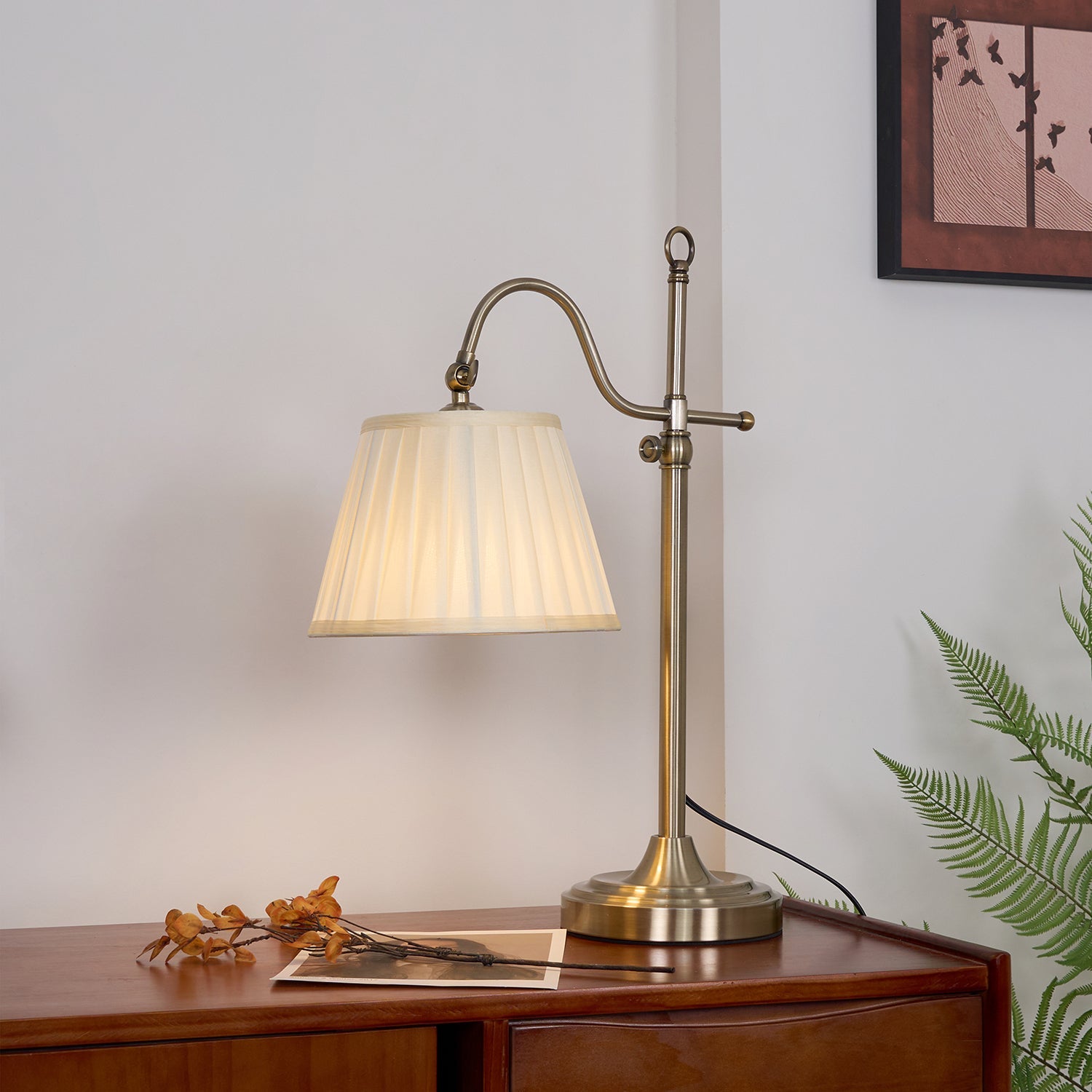 Suffolk Table Lamp - Blowlighting
