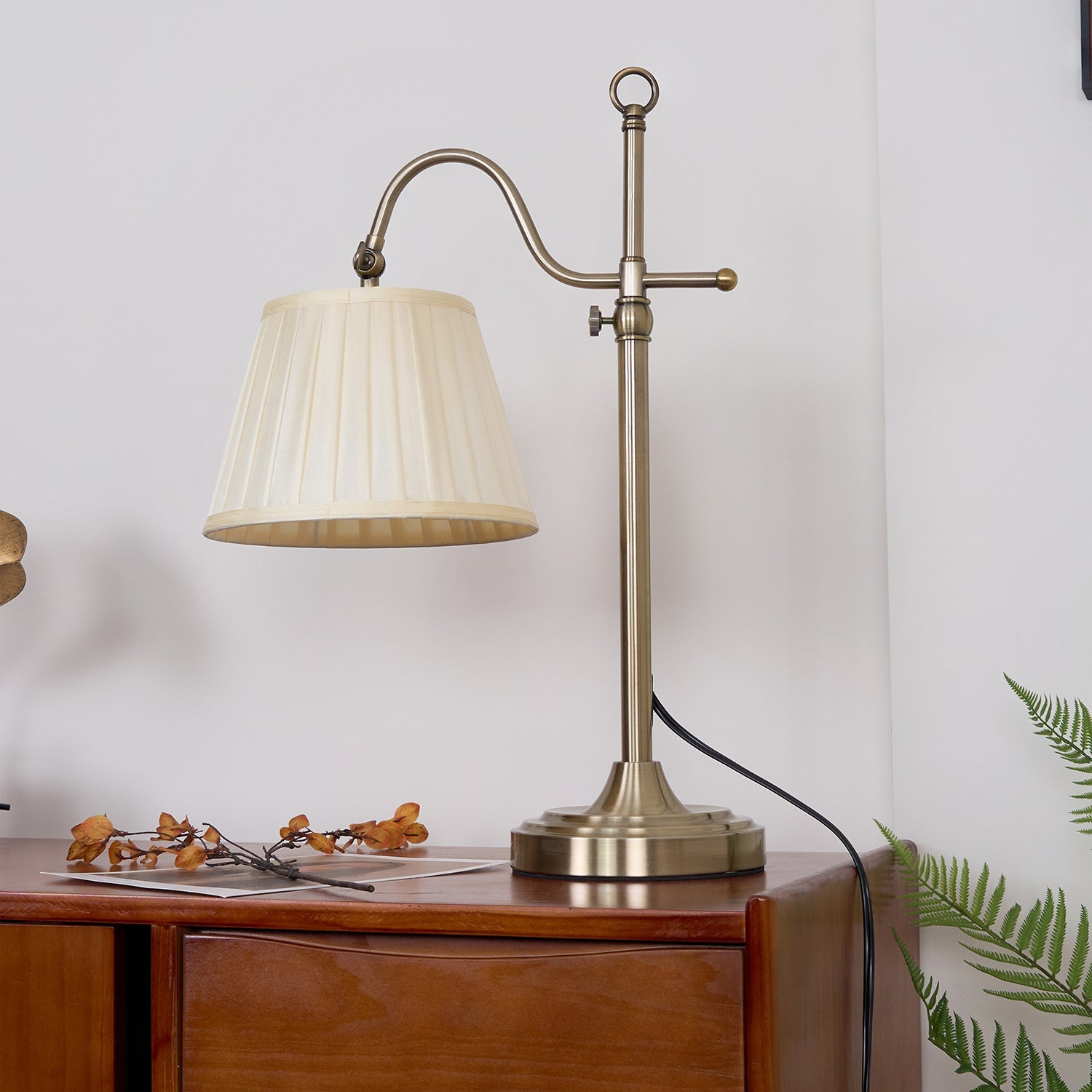 Suffolk Table Lamp - Blowlighting