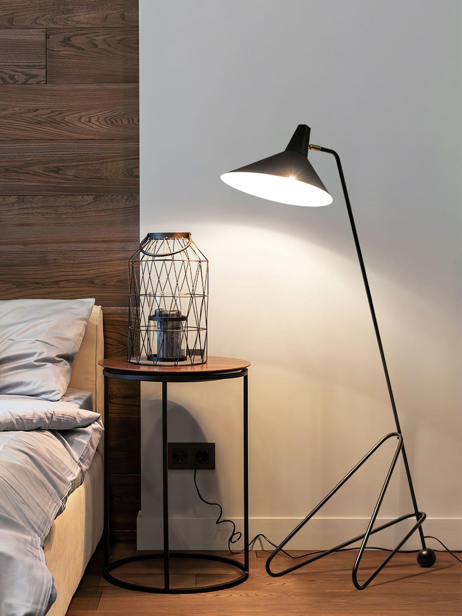 Svelte Noir Floor Lamp - Blowlighting