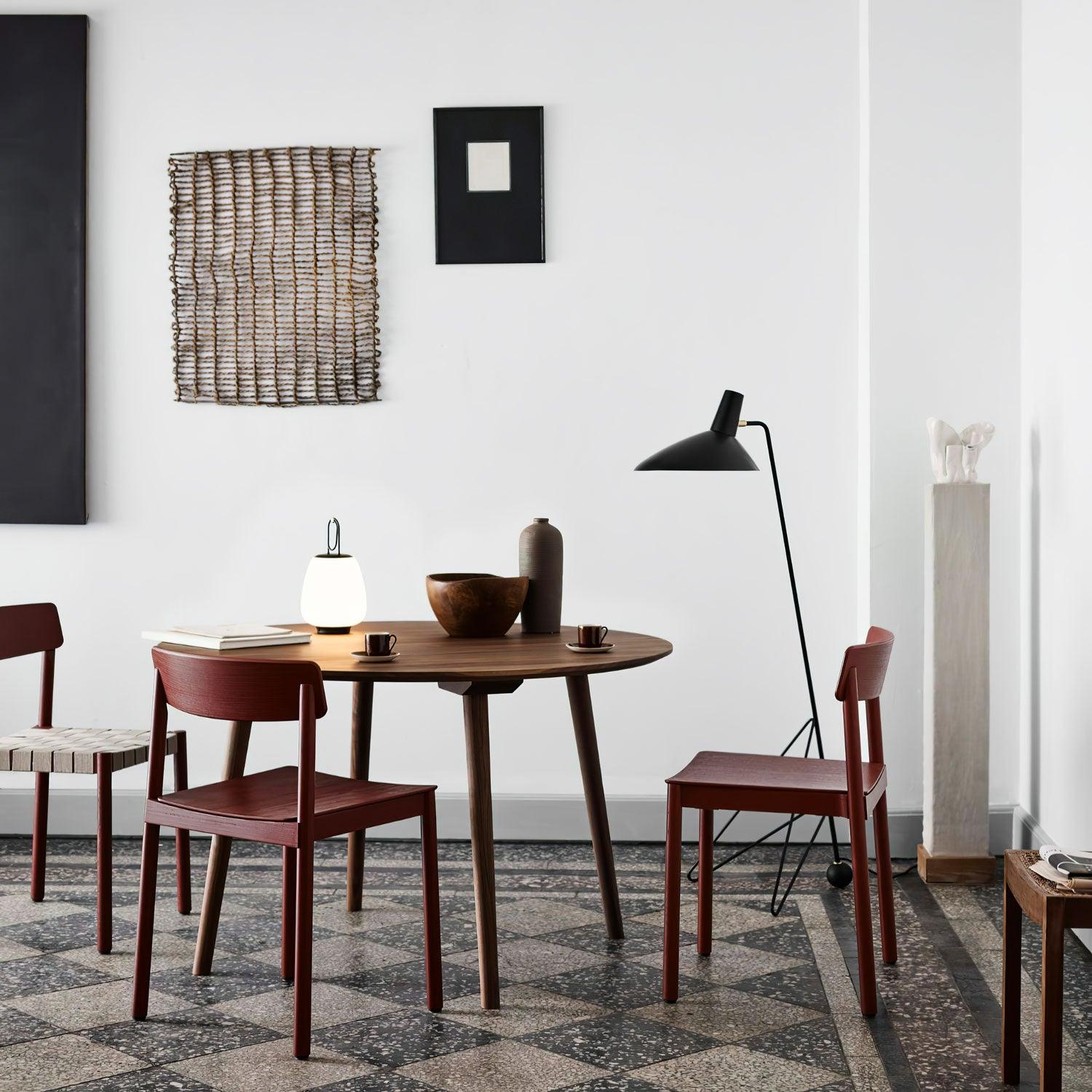 Svelte Noir Floor Lamp - Blowlighting