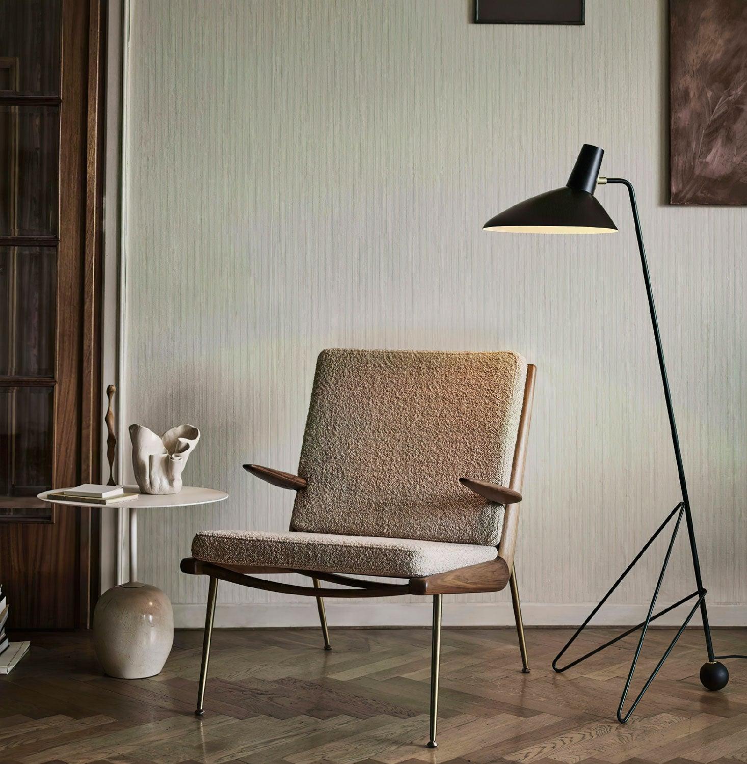 Svelte Noir Floor Lamp - Blowlighting