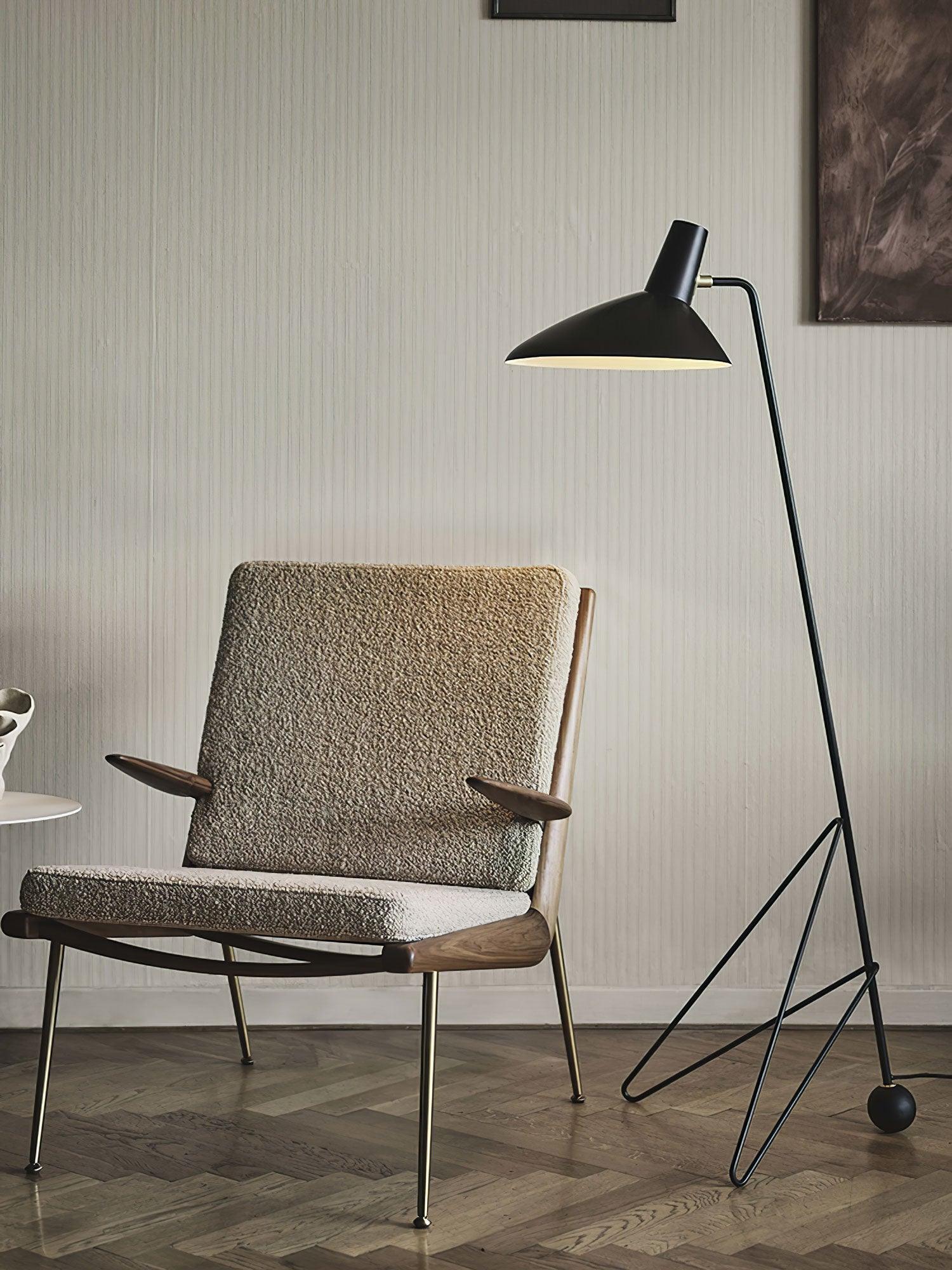 Svelte Noir Floor Lamp - Blowlighting