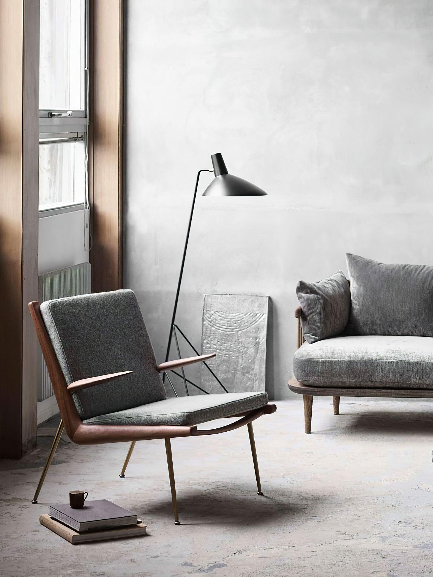 Svelte Noir Floor Lamp - Blowlighting