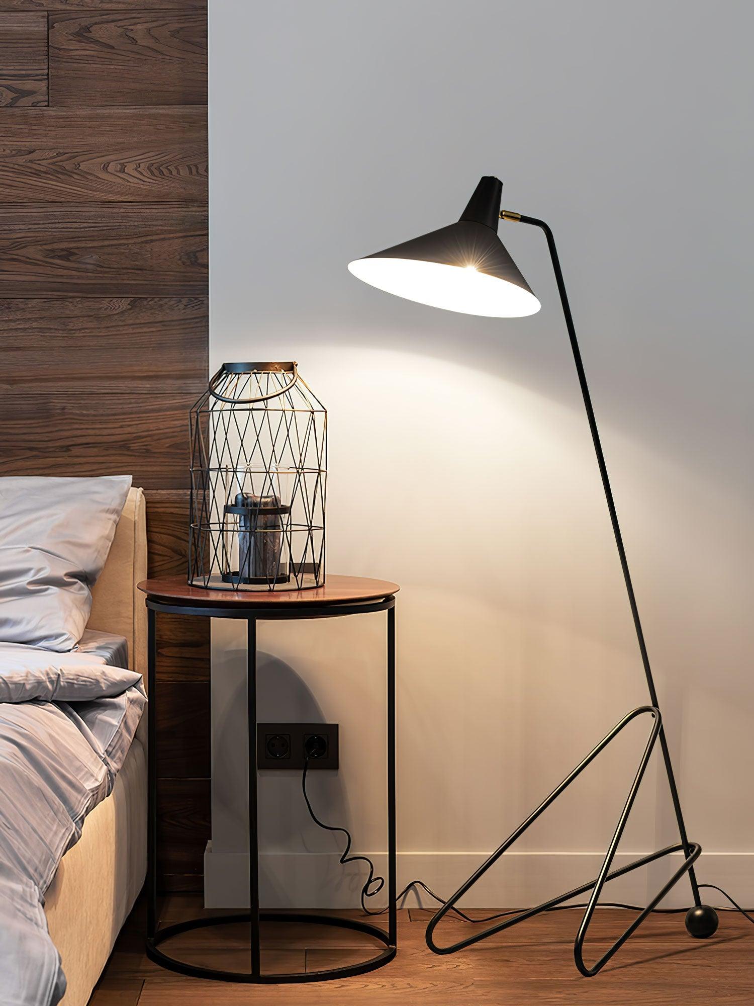 Svelte Noir Floor Lamp - Blowlighting